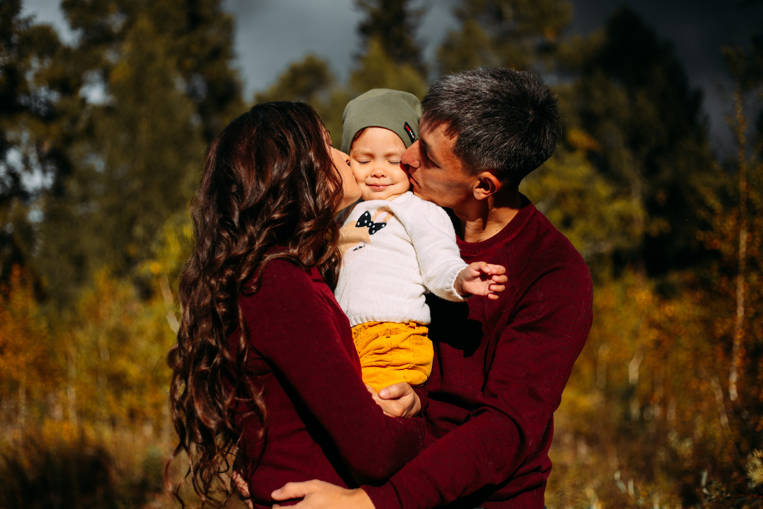 Валентина и Артём с детьми. Фотограф Бурятии София Андриянова