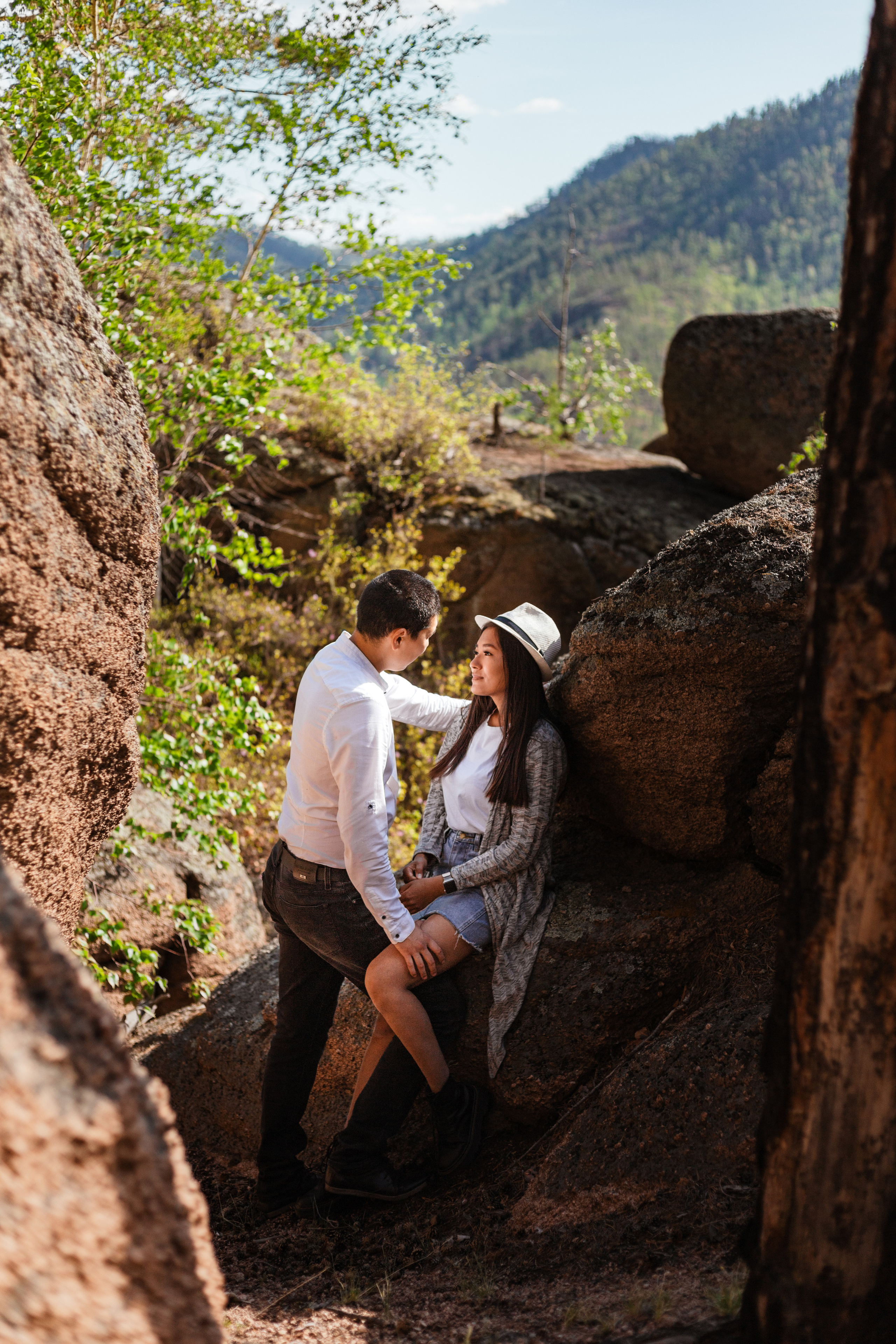 Елена и Сергей. Скалы. Фотограф Бурятии София Андриянова