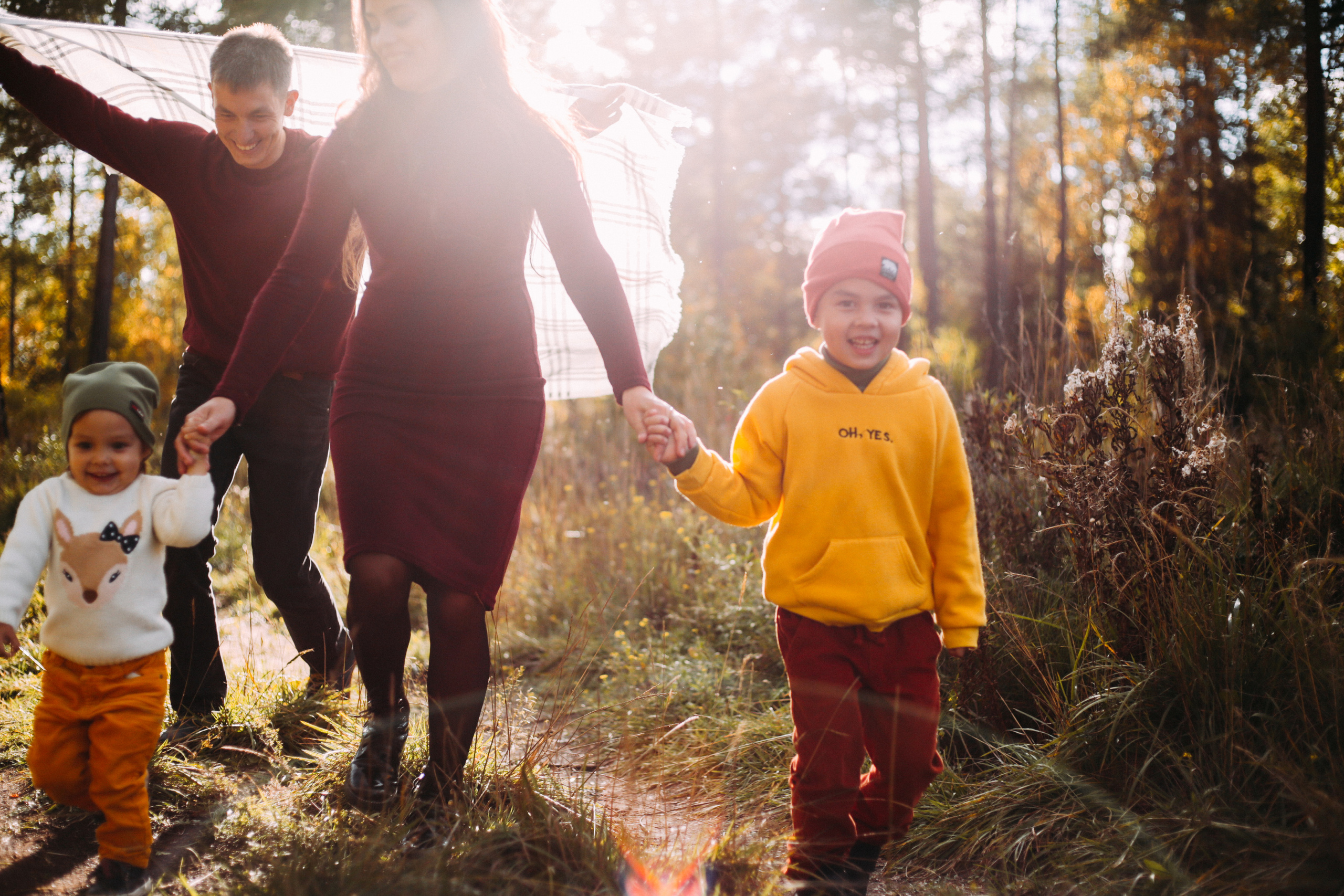 Валентина и Артём с детьми. Фотограф Бурятии София Андриянова