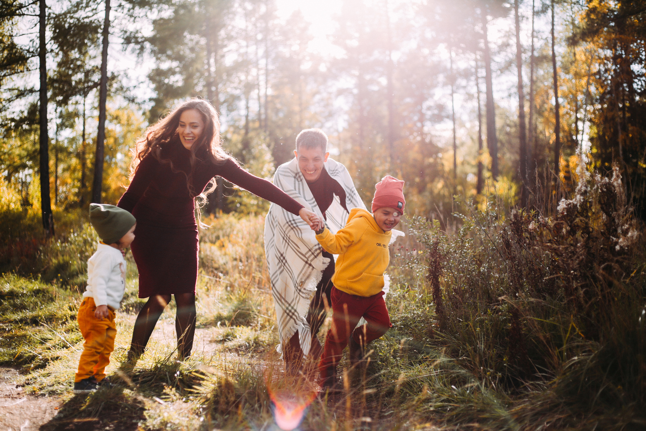 Валентина и Артём с детьми. Фотограф Бурятии София Андриянова