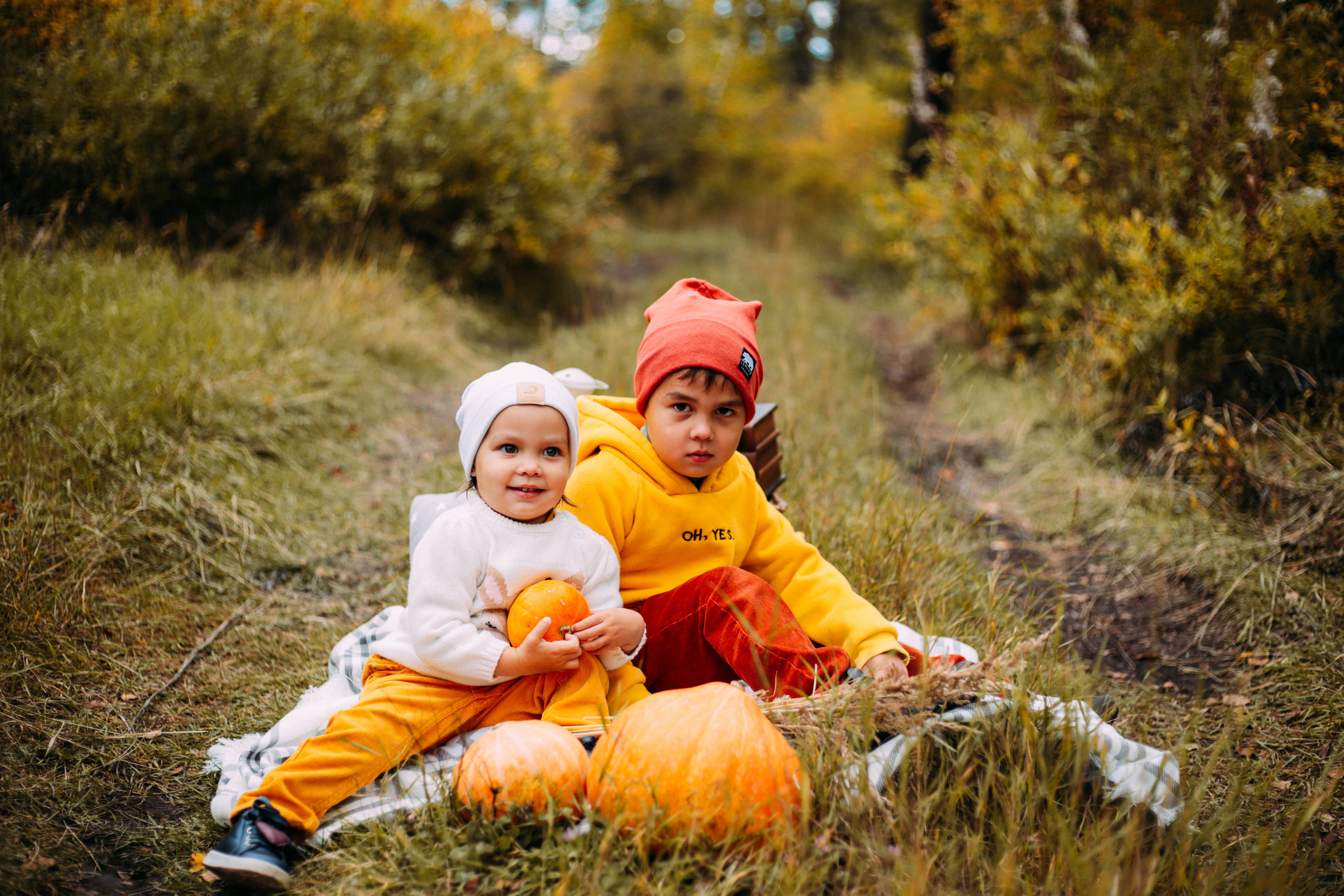 Валентина и Артём с детьми. Фотограф Бурятии София Андриянова