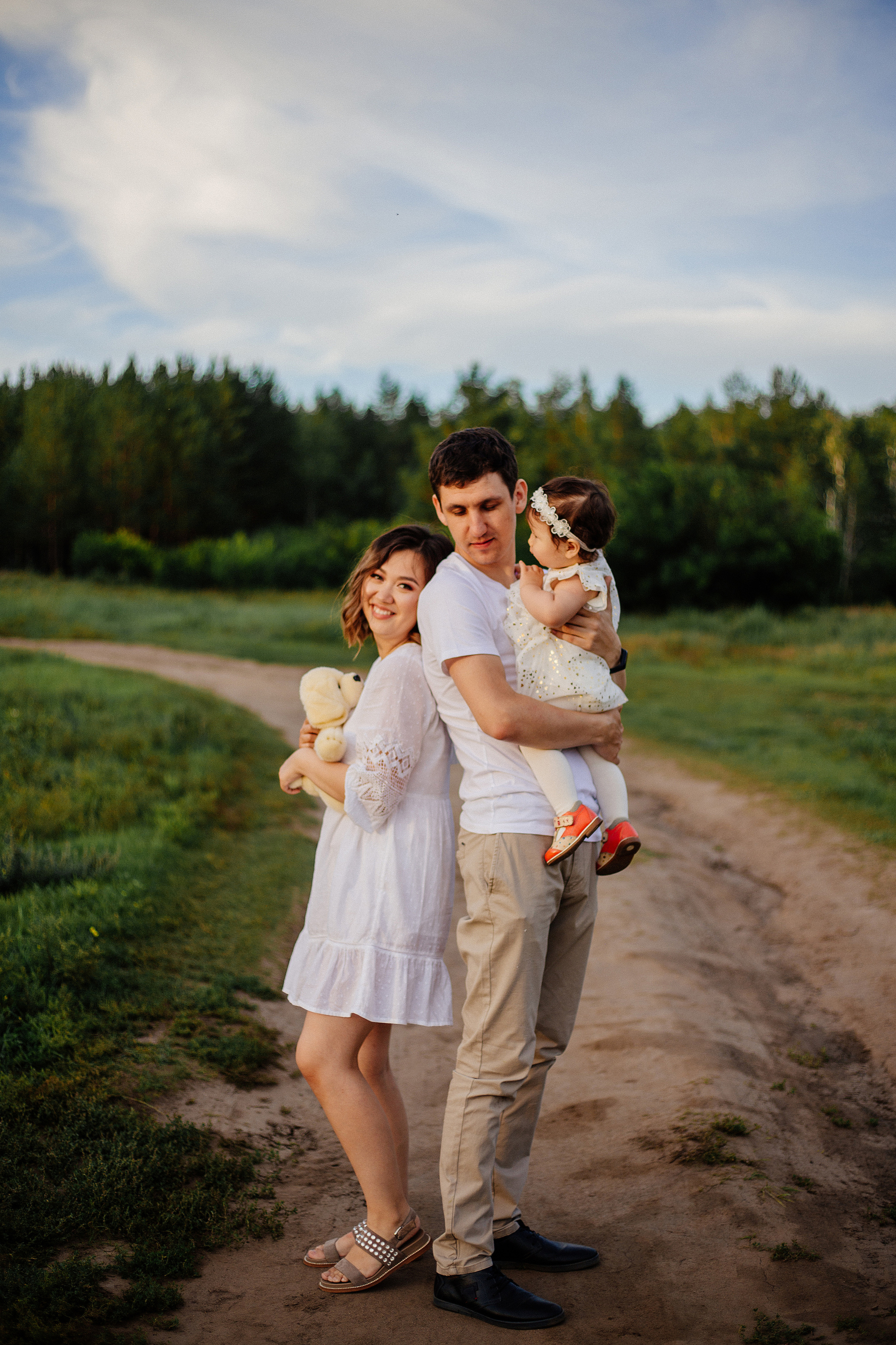 Надежда, муж и дочка. Фотограф Бурятии София Андриянова