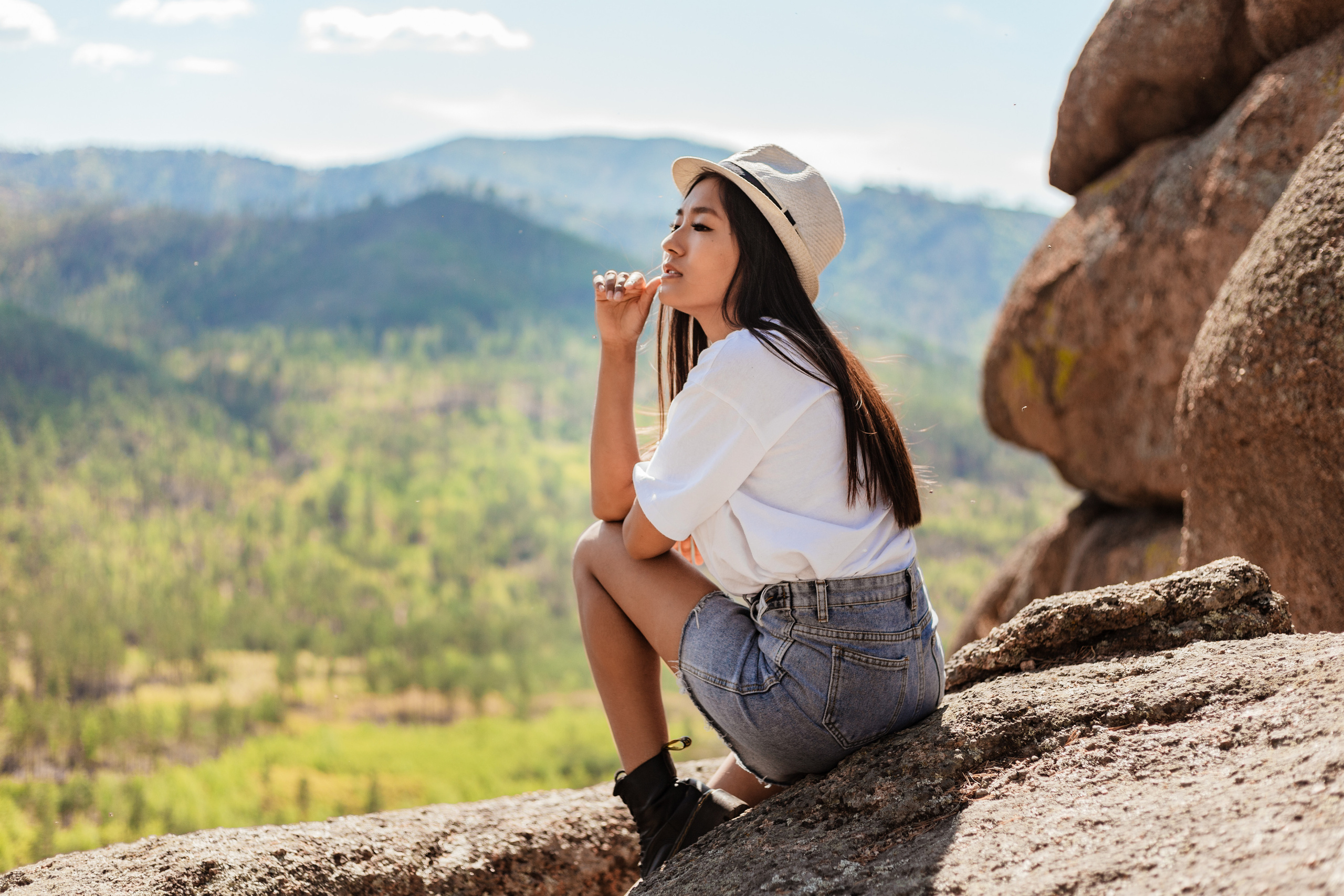 Елена и Сергей. Скалы. Фотограф Бурятии София Андриянова