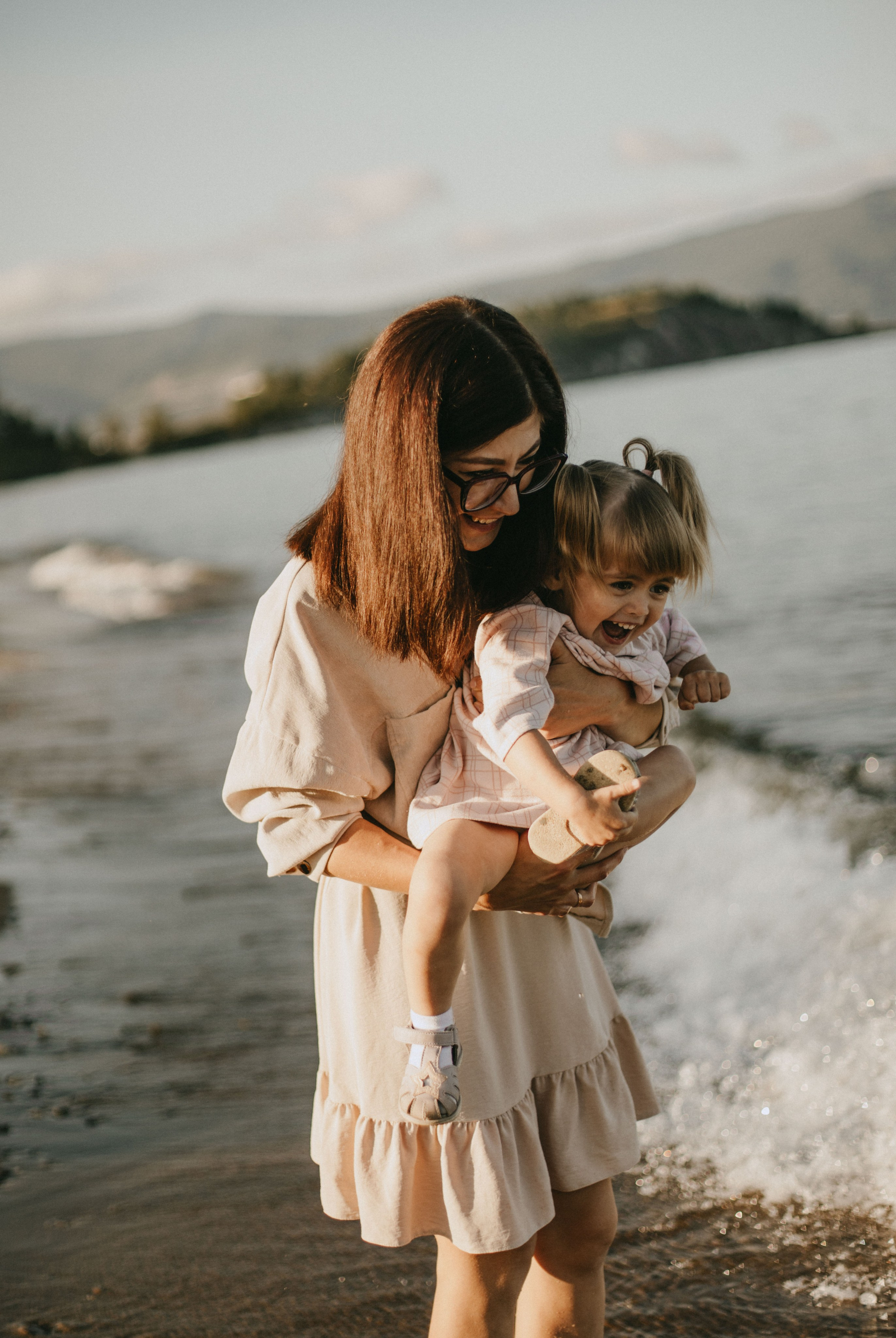 Летняя прогулка мамы и дочки. Фотограф Наталья Кургина Слюдянка Иркутск