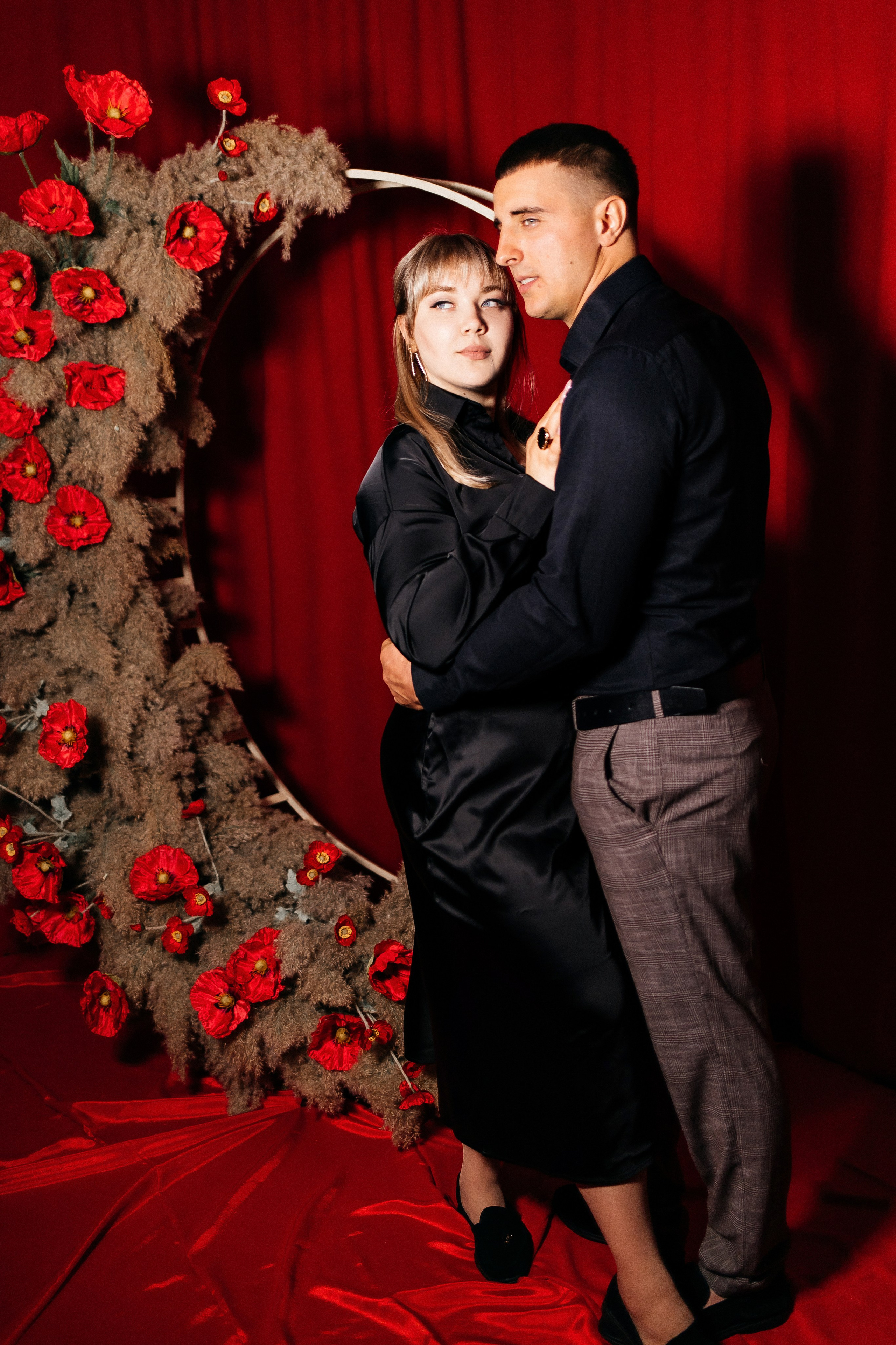 Love story в фотостудии. Свадебный фотограф Кропоткин Краснодар