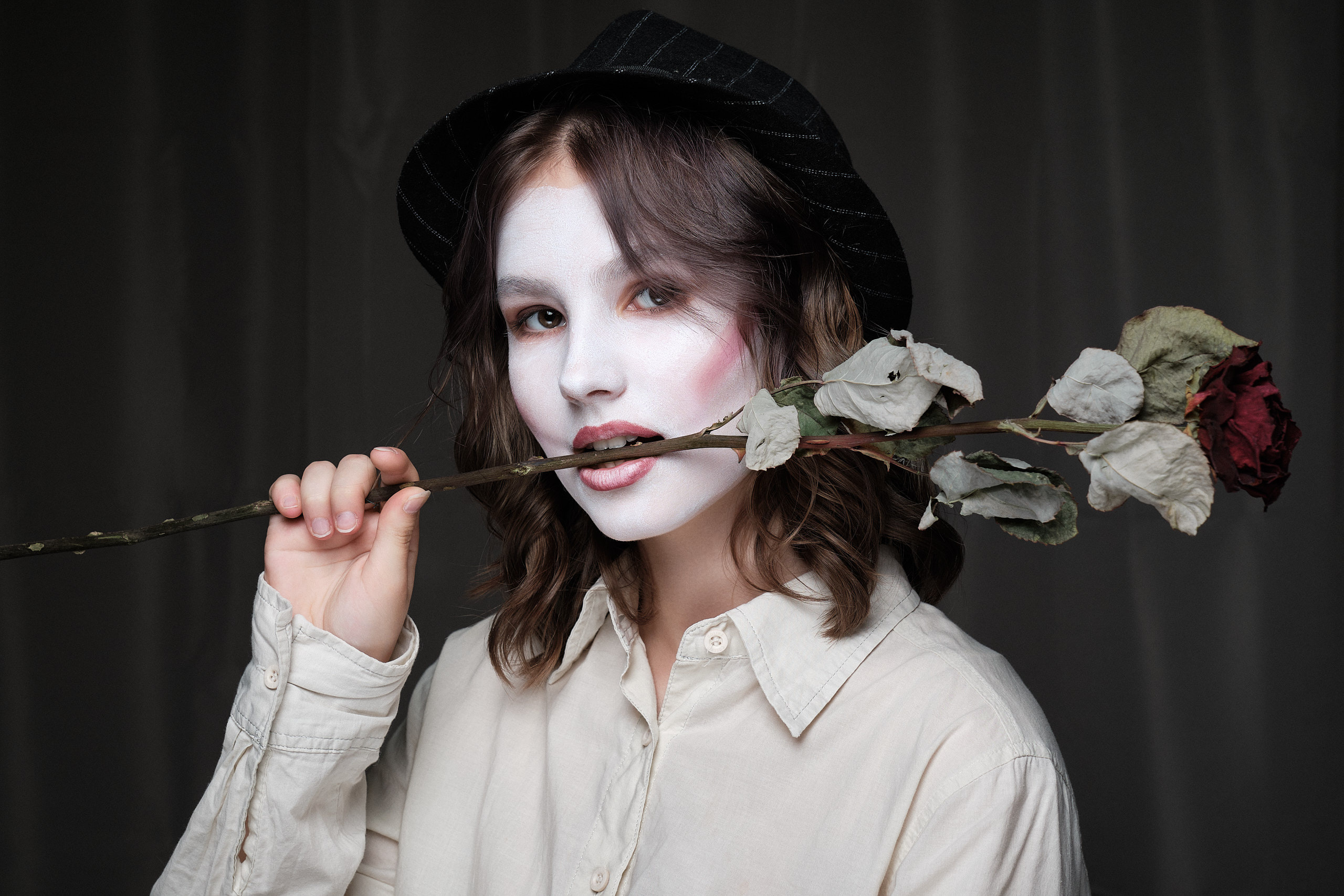 Мим. Профессиональный фотограф в Москве Захар Ишутин