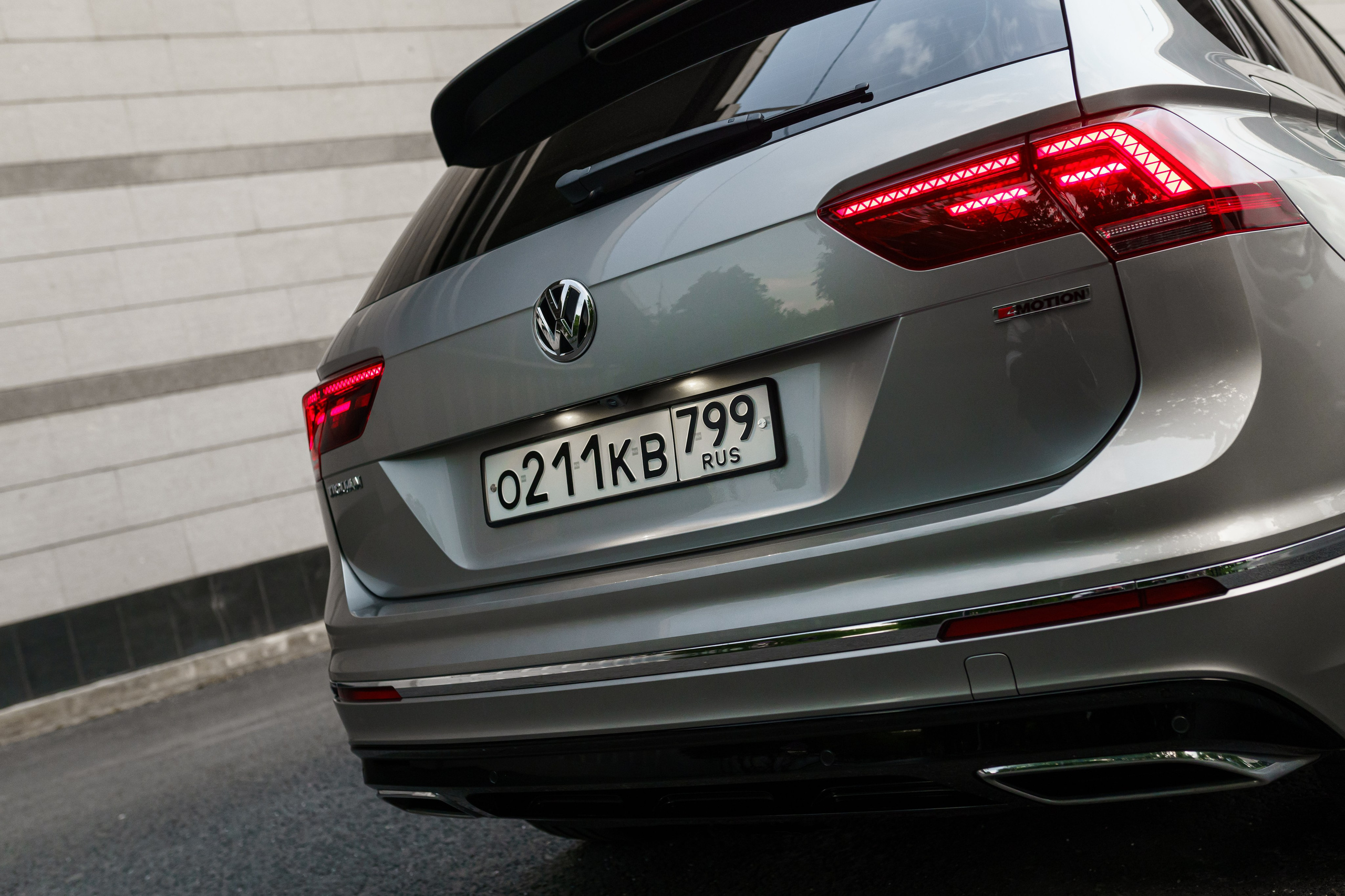 Съёмка автомобилей на продажу. Автомобильный фотограф в Москве | Базилев Александр