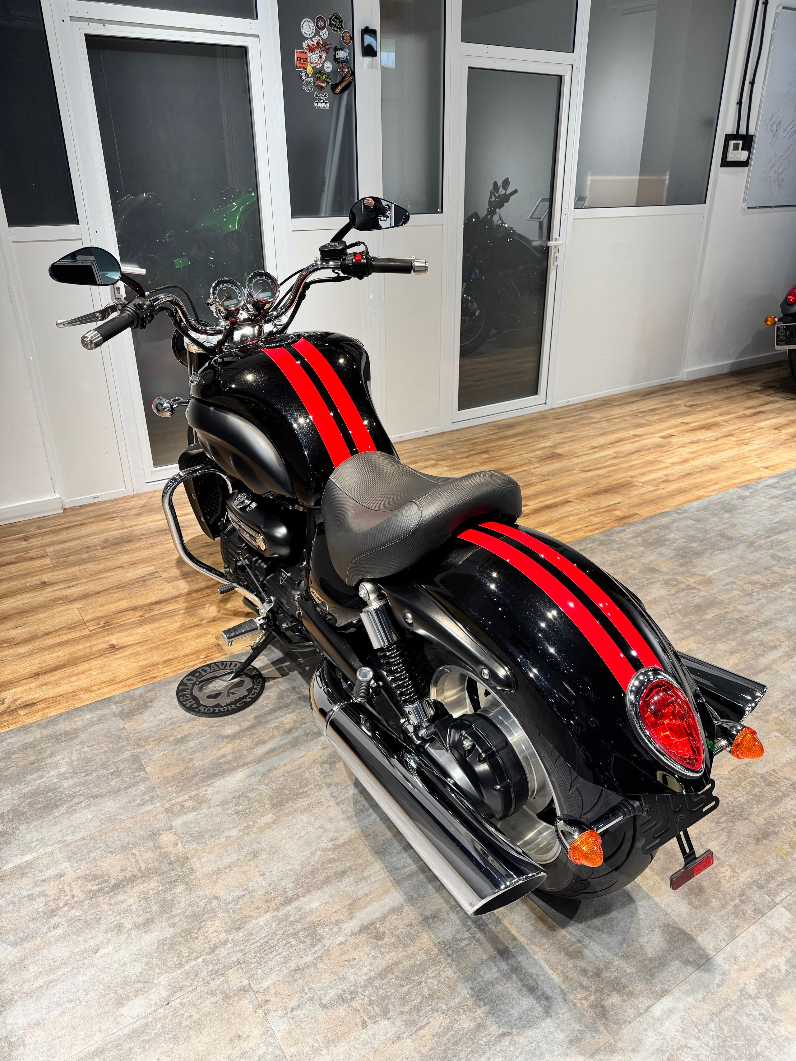 Harley Davidson 2017 Rocket III Roadster — купить мотоцикл. Hello Davidson, Москва. Только хорошие мотоциклы…