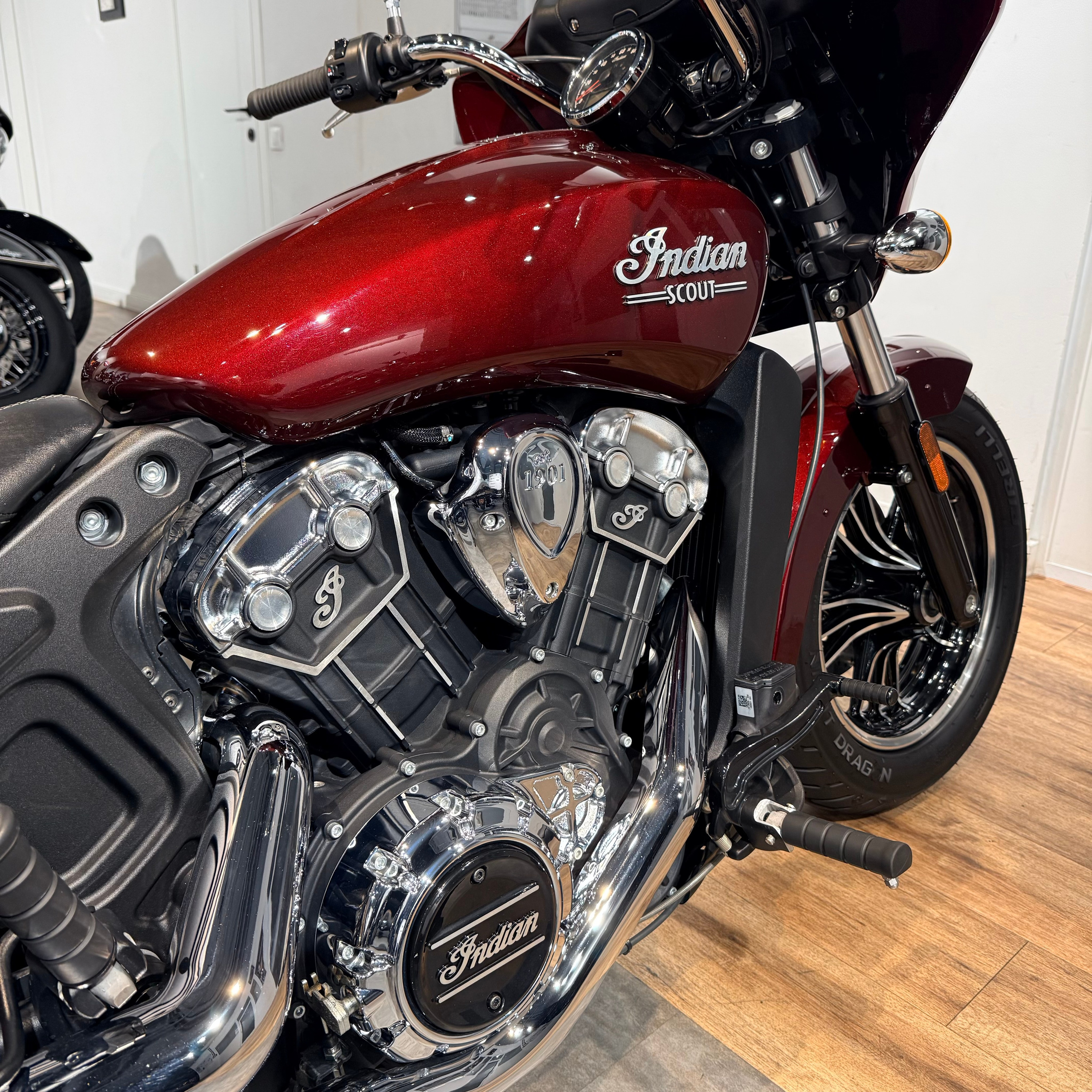 2022 INDIAN Scout Touring Maroon Metallic (VIN *56KM*0101). Hello Davidson, Москва. Только хорошие мотоциклы…