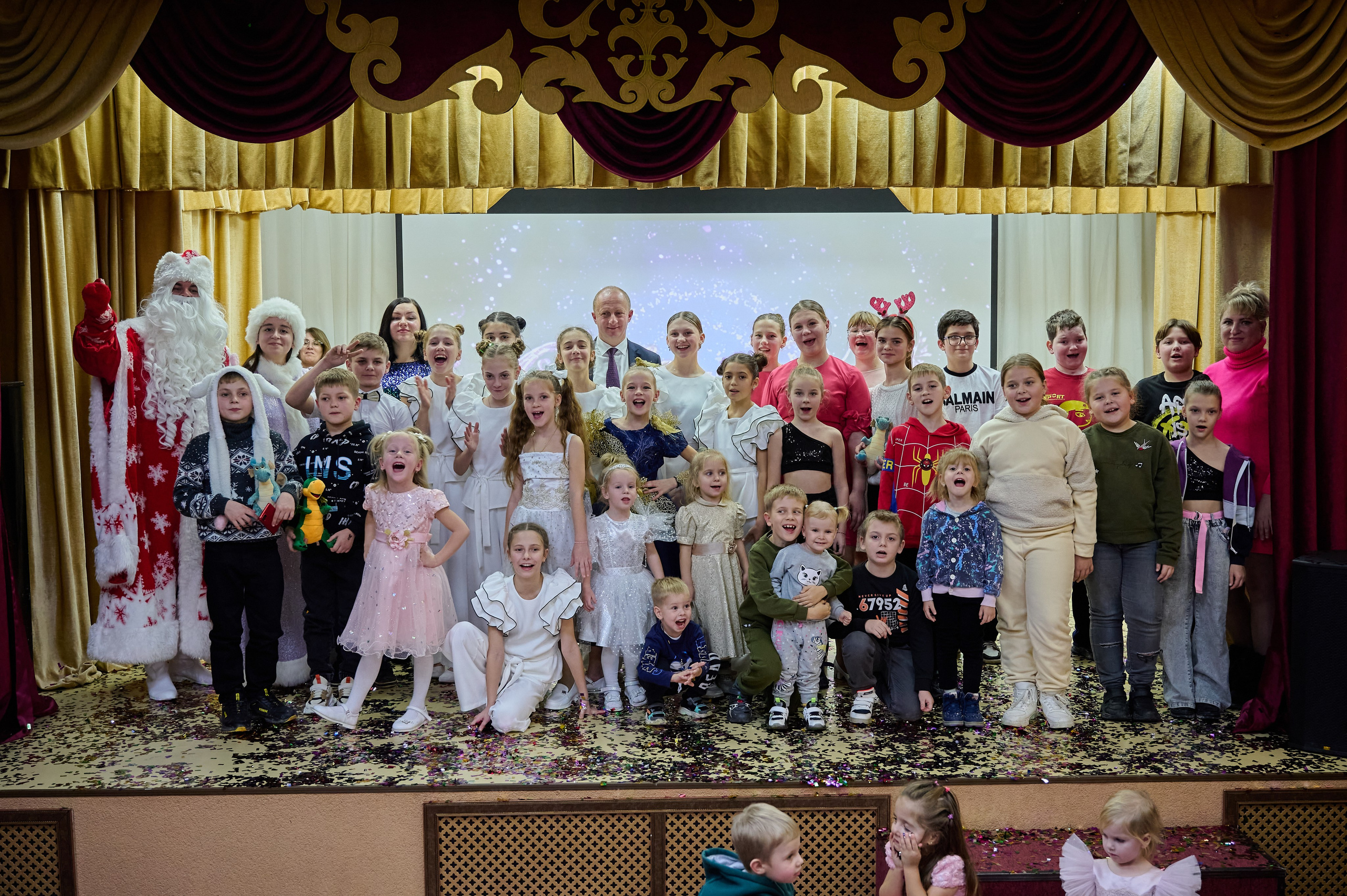 Концерт в ДК с. Виноградное. Жизнь курорта Кабардинка в фотографиях