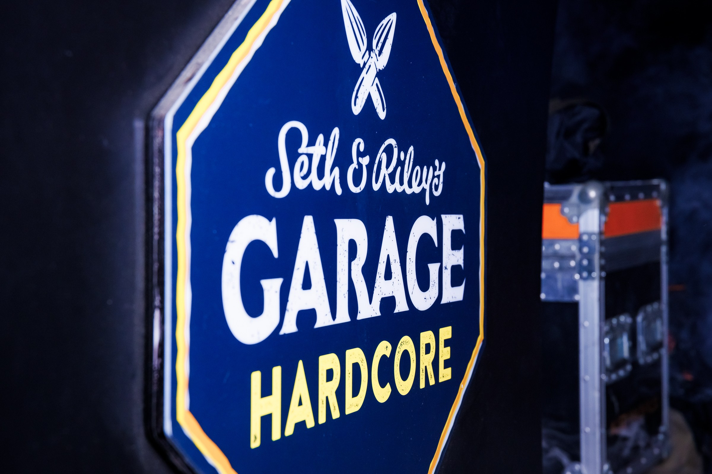 МАССИВ c Garage Hardcore и Holsten. Репортажный фотограф в Алматы Каюпов Сержан