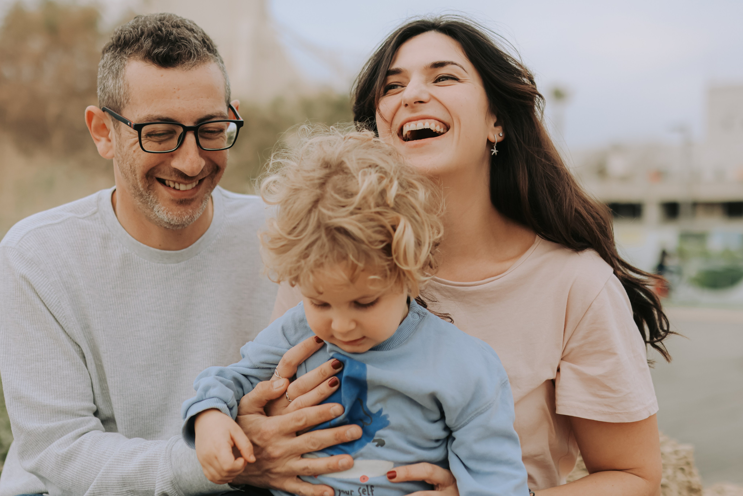 Eithan's family, Tel Aviv | February 2026. Photographer in Israel Alice Milchin