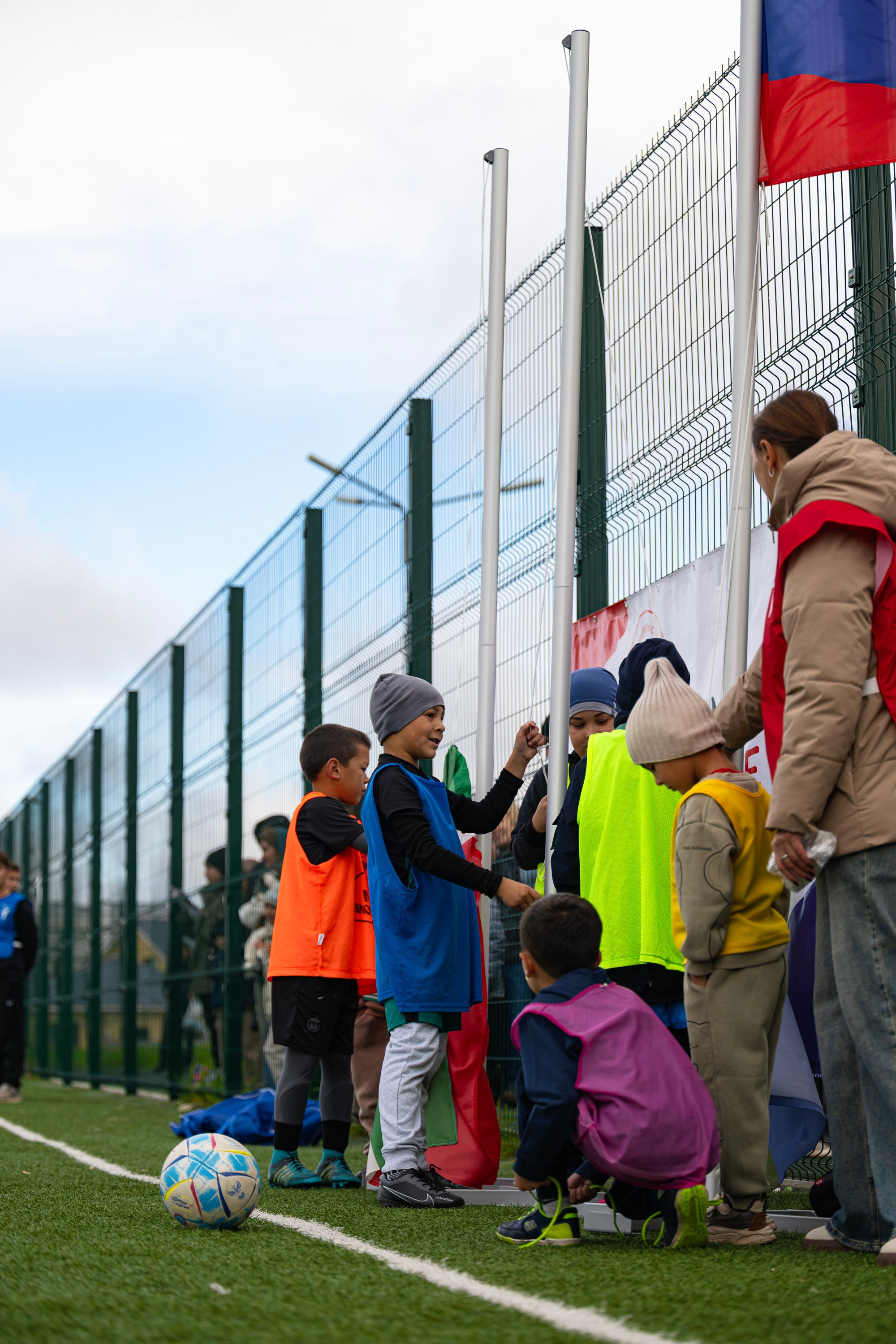 Детский футбол. Республика Татарстан, Высокогорский район, с. Высокая Гора. Свадебный фотограф в Казани, и Зеленодольске Радик Мухаметов