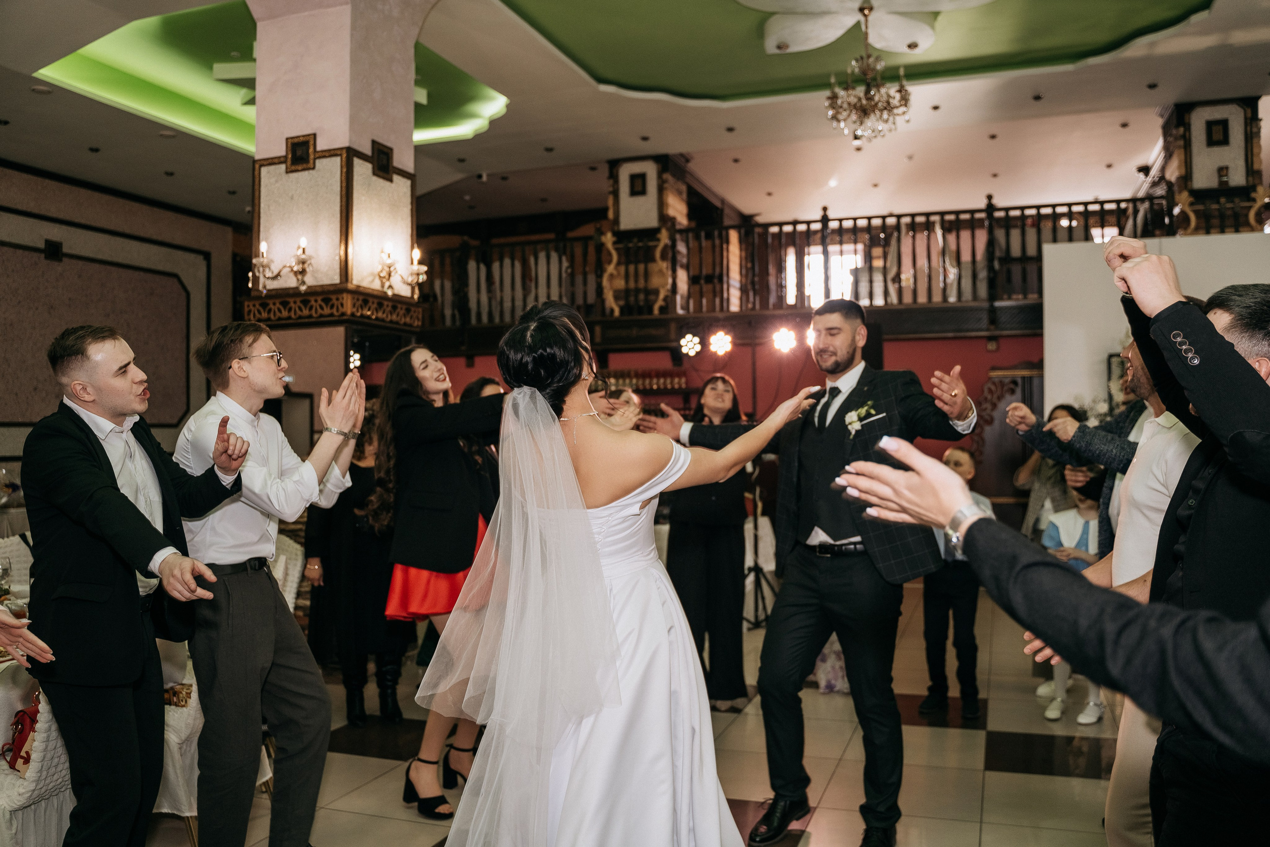 Денис и Эльвина. Свадебный семейный фотограф Ксения Божко Уфа Раевка никах в Нарыстау