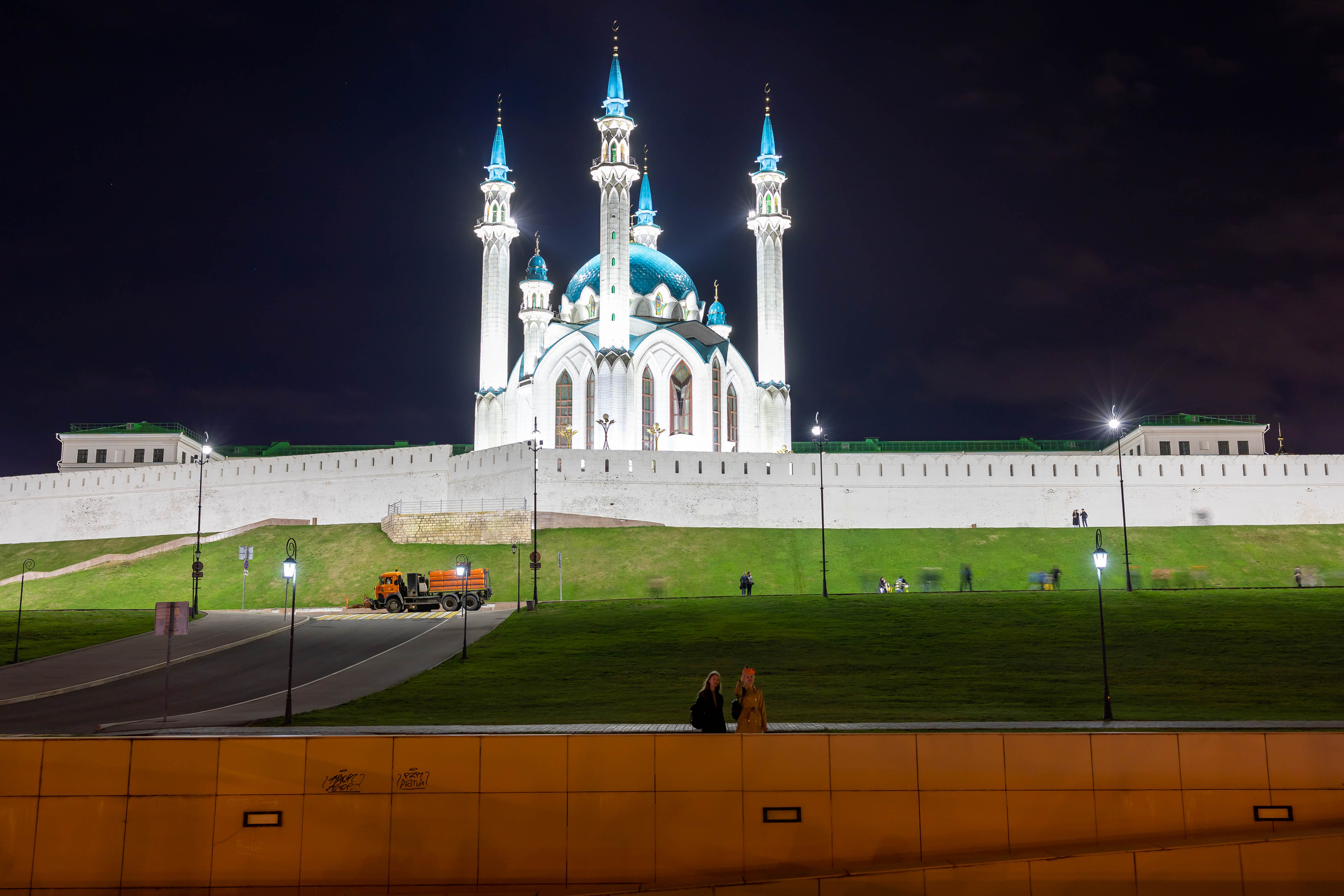 Ночная Казань. Семейный, детский фотограф в г. Югорск Юрий Толкач