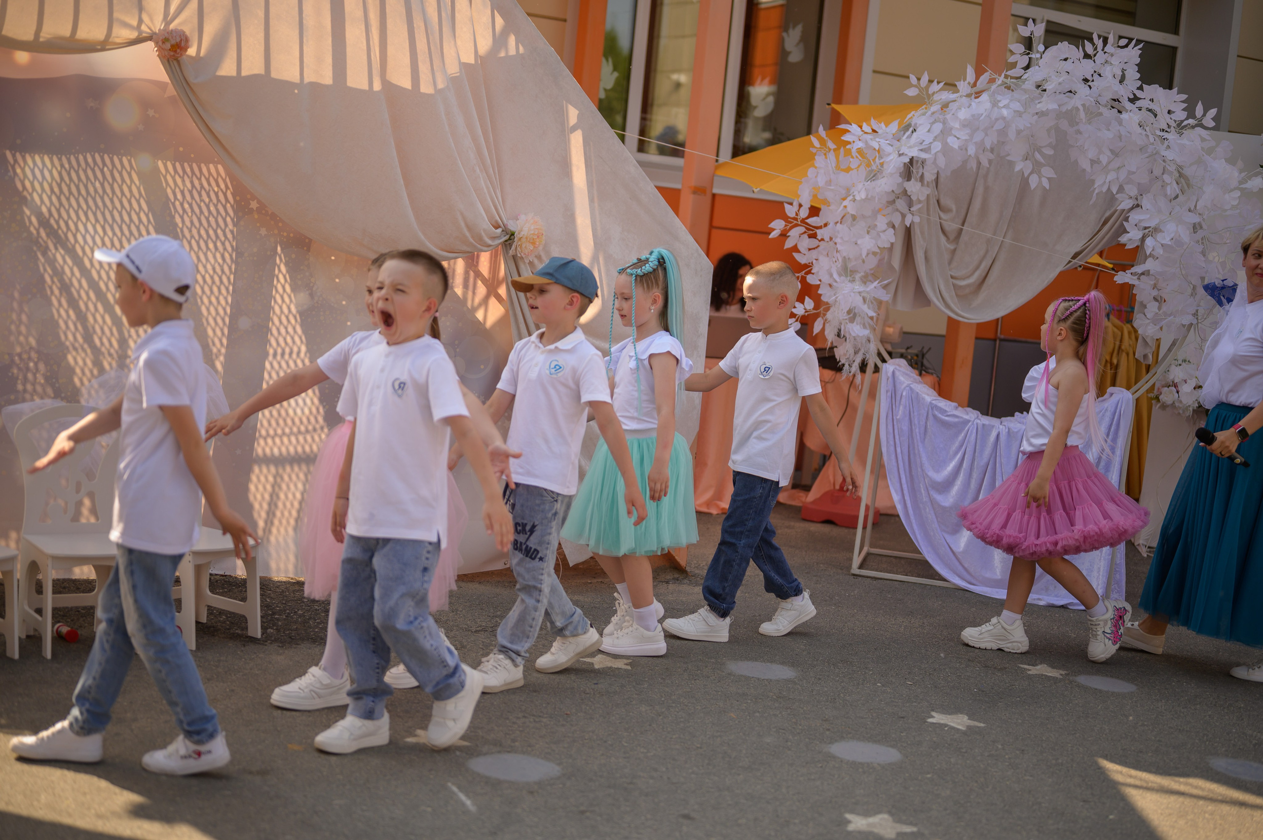 Репортаж выпускного группа «Фантазёры» 3 садик. Фотограф новорожденных, семейный детский в Тюмени Татьяна Морозова