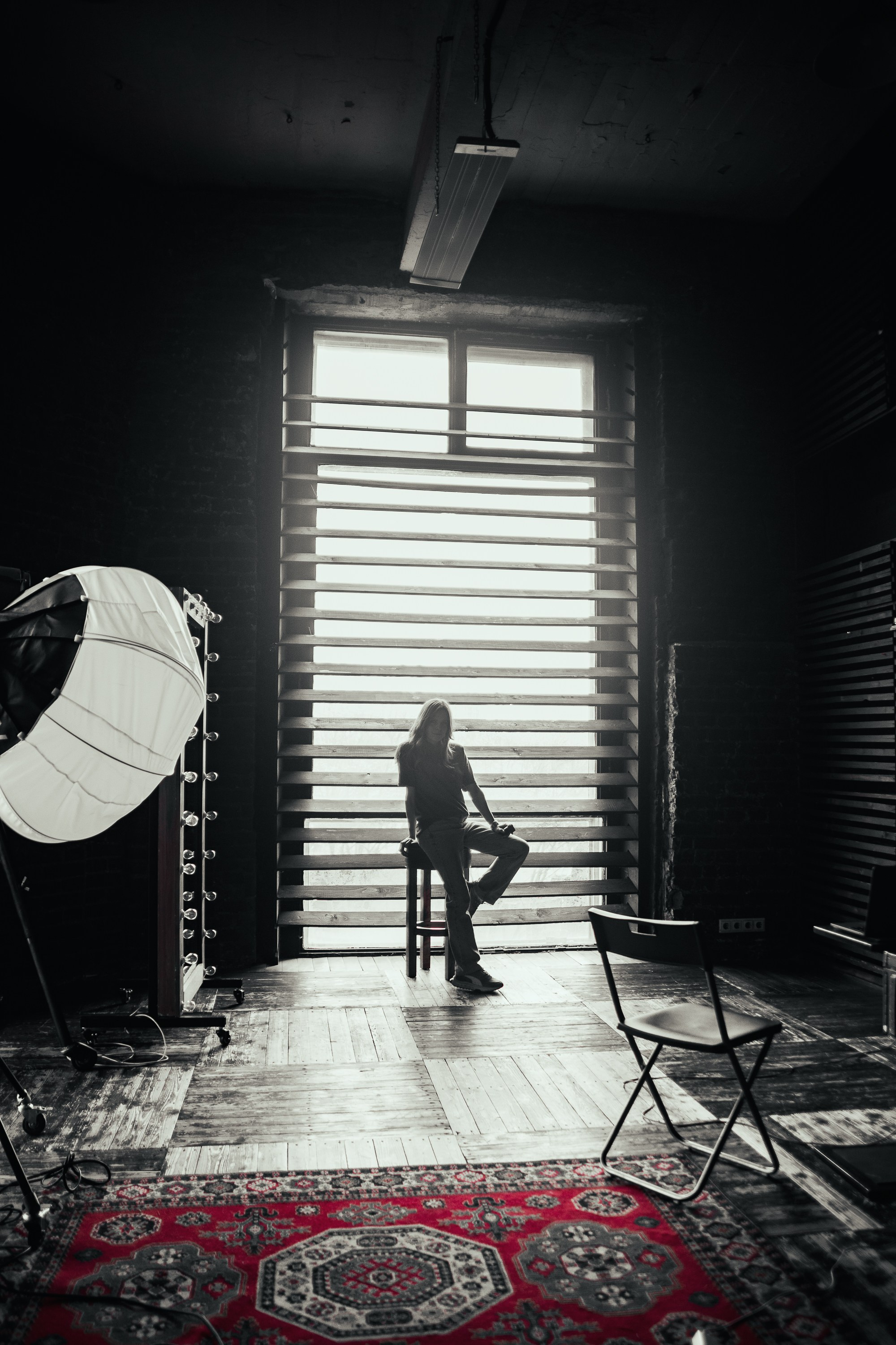 Бэкстейджи. Страница