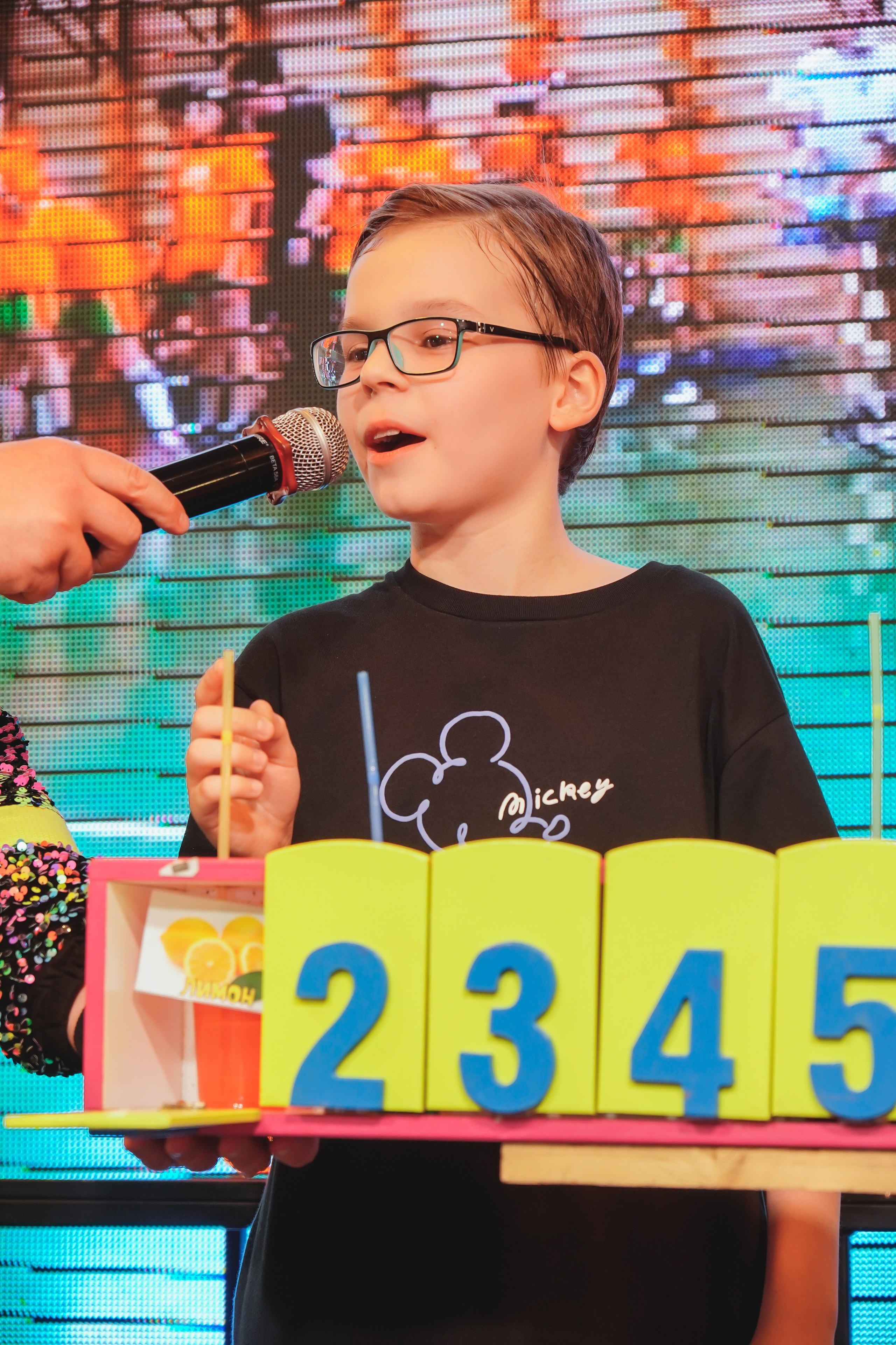 Выпускной. Занимаюсь профессиональной фотографией и живу рядом с Байкалом. Работаю в разных жанрах