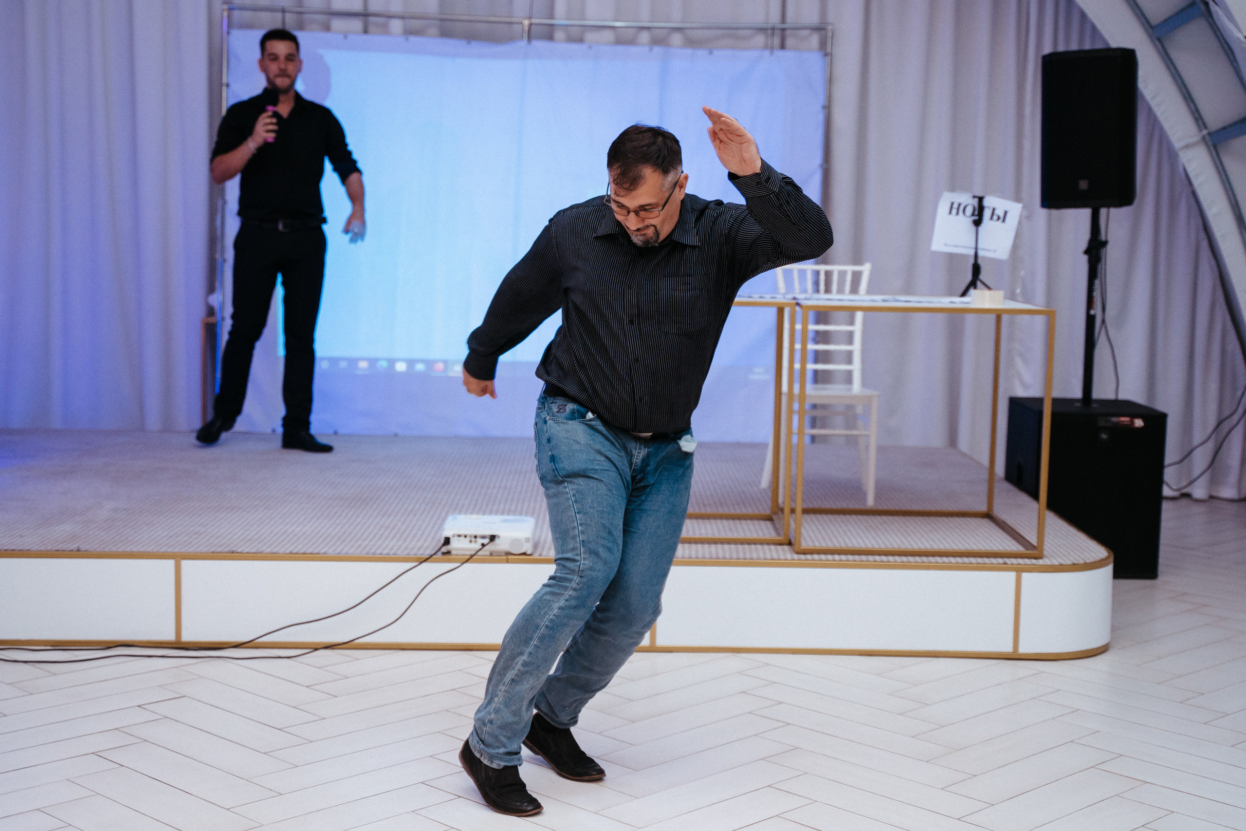 Ави Центр. Свадебный фотограф в Симферополе