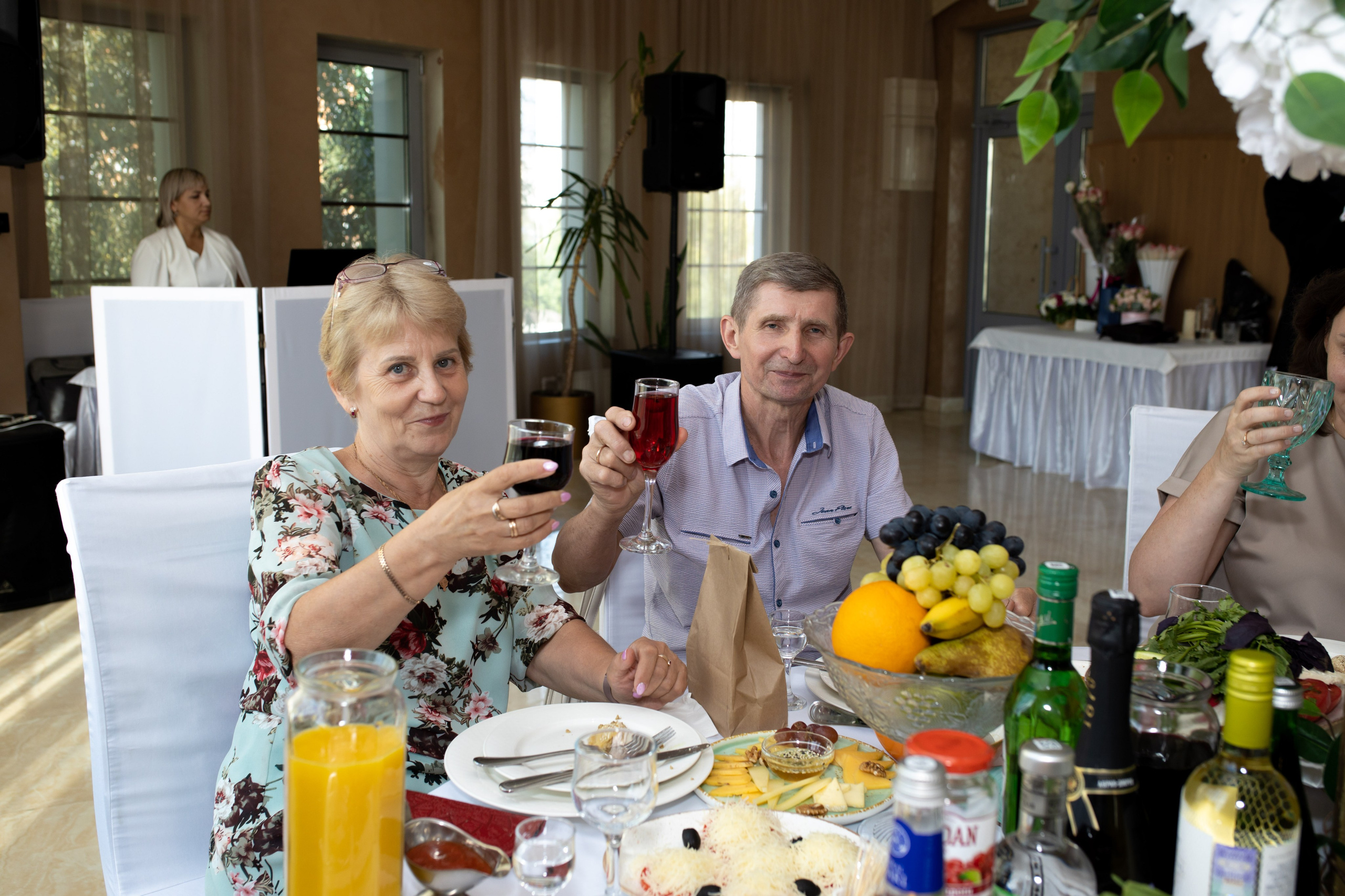 Свадебная фотосессия. Регистрация. Прогулка в парке. Банкет. Фотограф в Железнодорожном и Балашихе