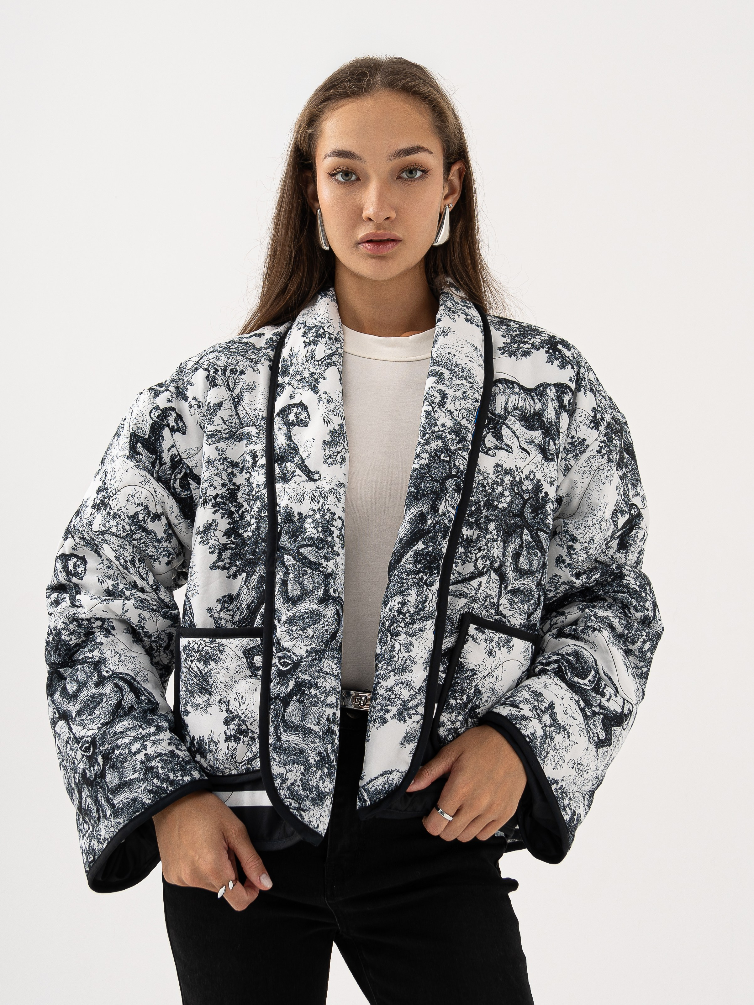 Камила. Фото для маркетплейсов в самых сочных локациях города Сочи