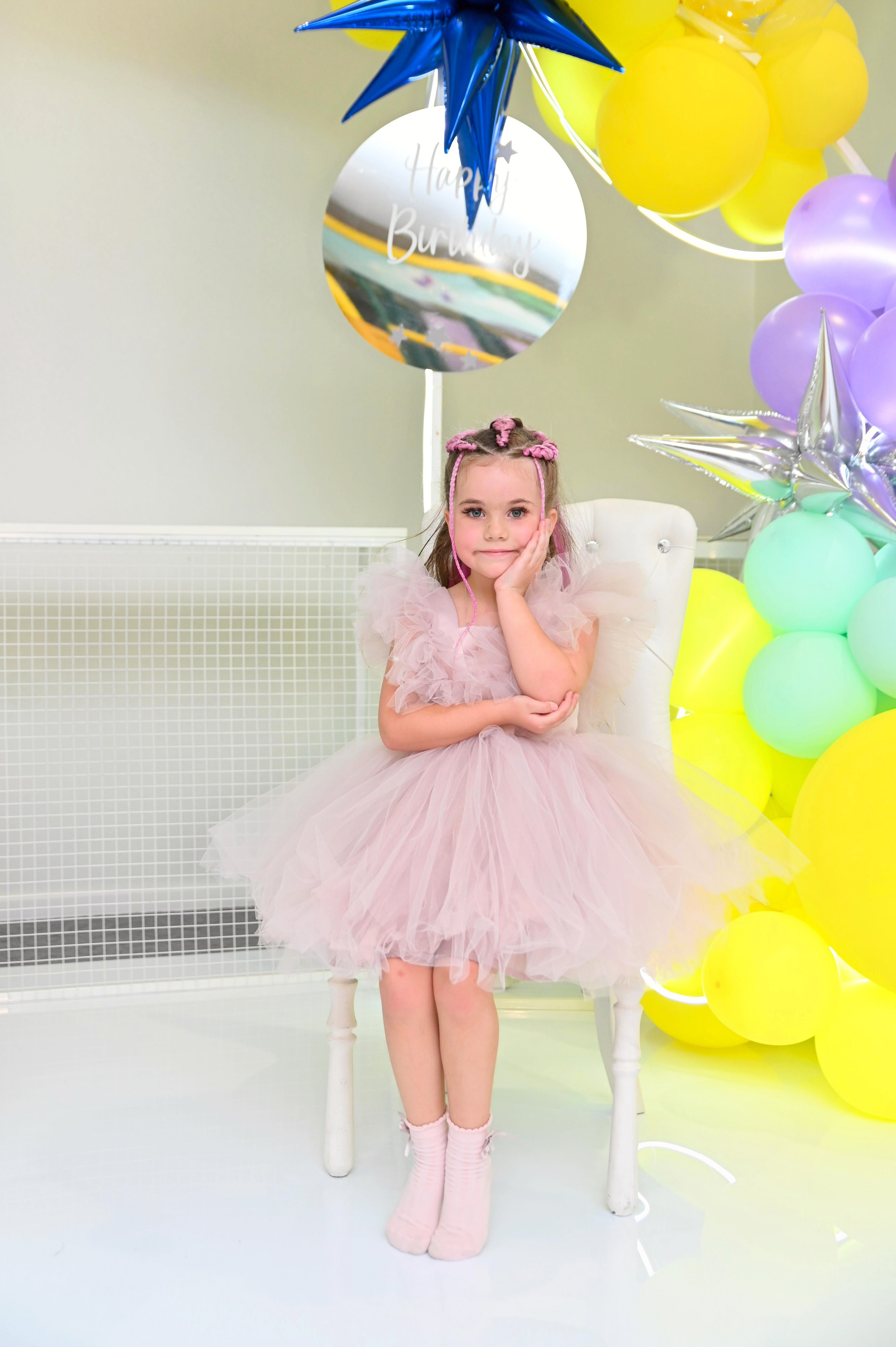 Игротека «Море Позитива». Я Ольга Казанцева, фотографирую снимаю ваши киноистории и печатаю фото и цифровые портреты на холсте