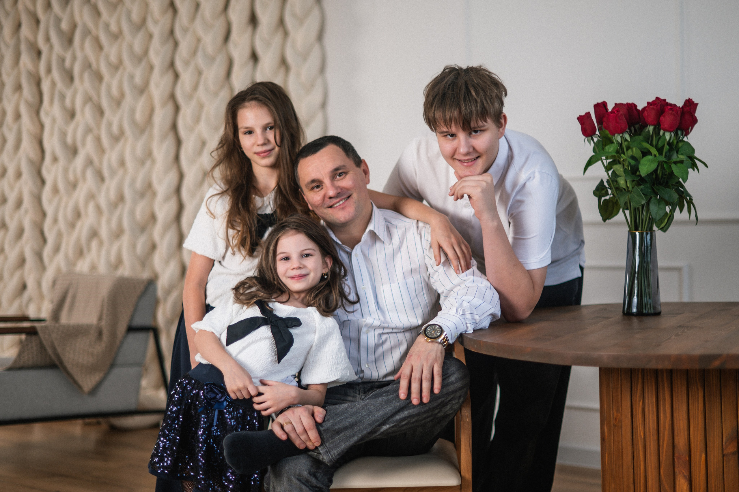 Семейная Фотосессия. Я Ольга Казанцева, фотографирую снимаю ваши киноистории и печатаю фото и цифровые портреты на холсте