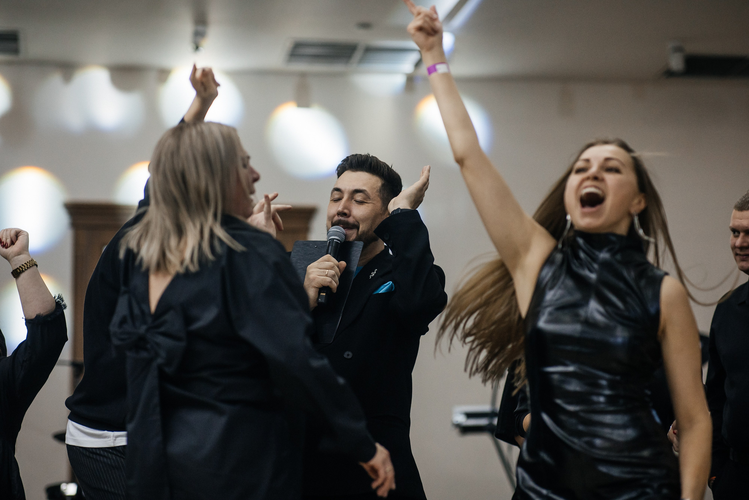 Транспортная компания КИТ 2024. Свадебный и портретный фотограф Алина Иванова. Екатеринбург-Москва