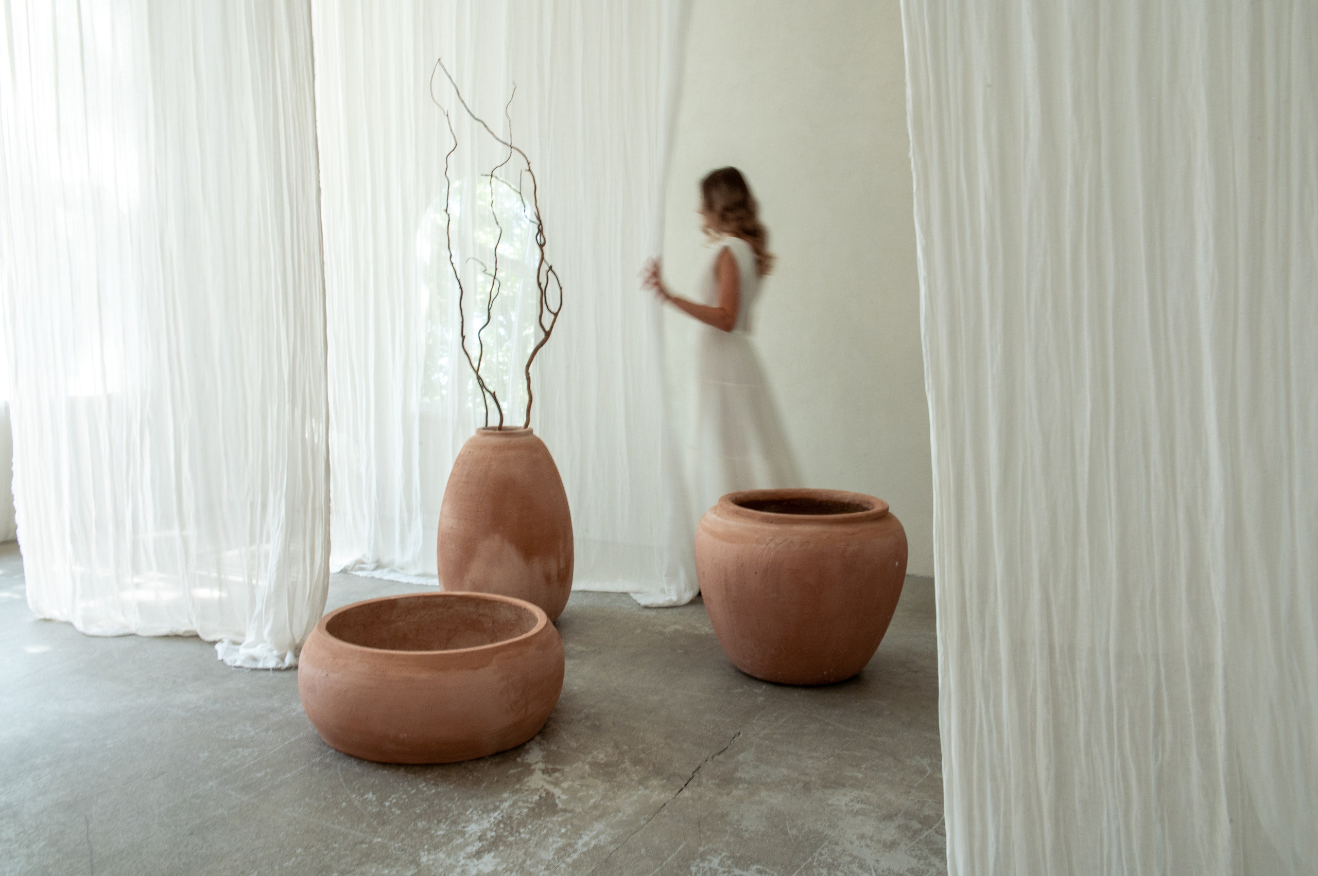 Wabiramy. Текстурная керамика для интерьера и дизайна. Екатерина Бакурова — контент фотограф, женский фотограф в Краснодаре