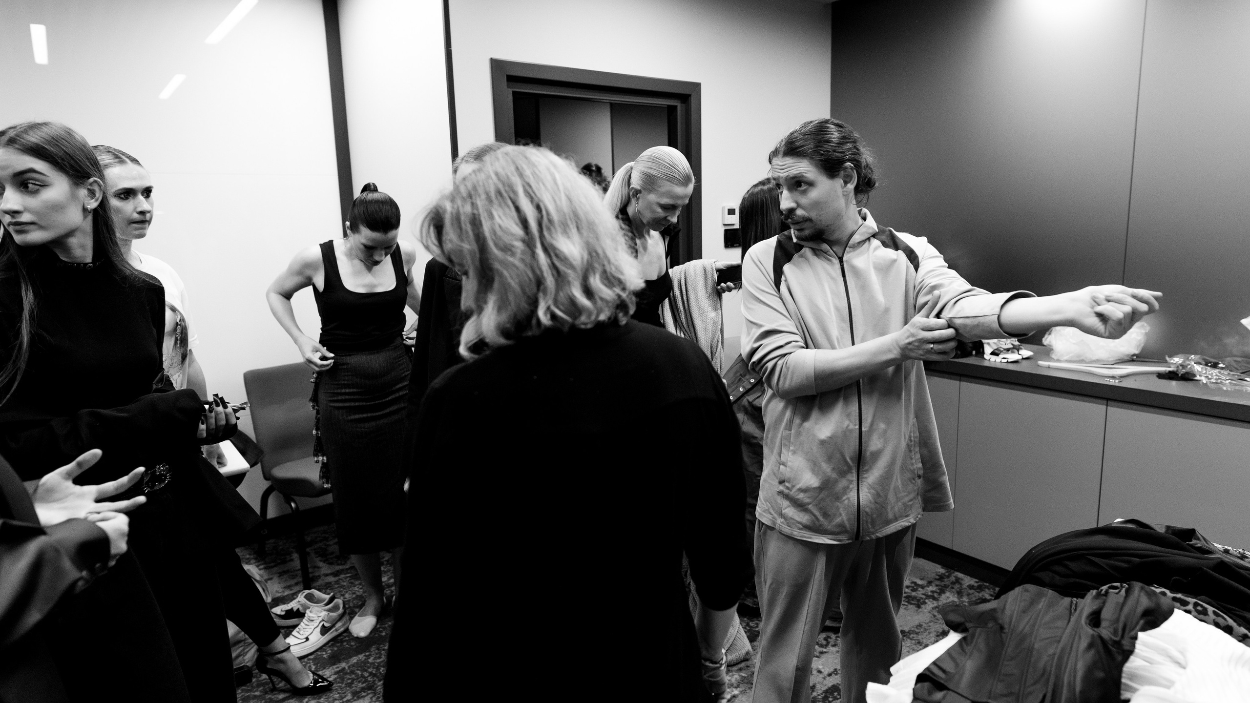 Petr Levenpol_Backstage_Rostov Fashion Show 2025. Фотограф в Ростов-на-Дону Виктория Савчук