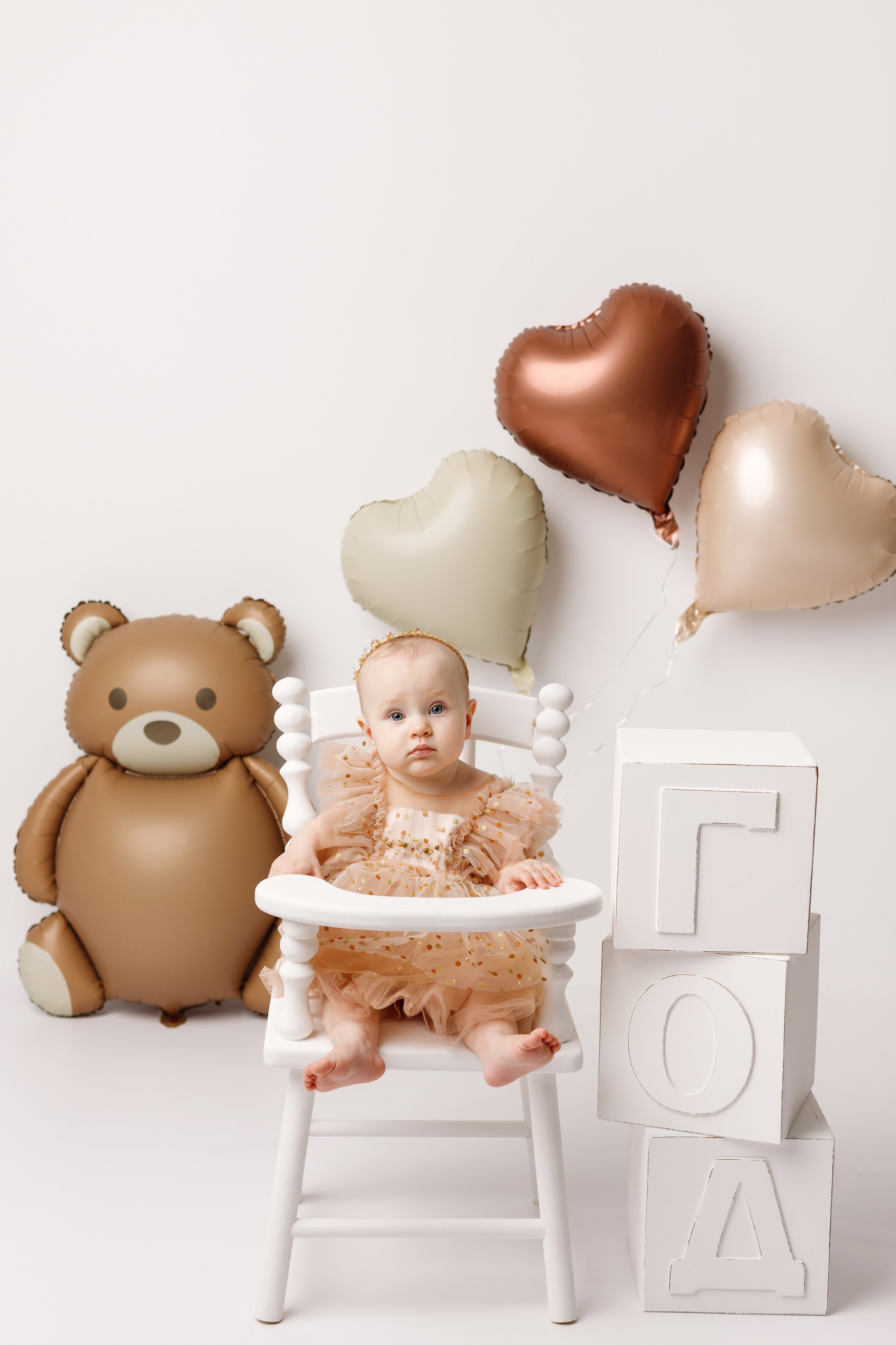 Кира «Первый тортик». Фотограф новорожденных в г. Оренбурге Екатерина Козлова