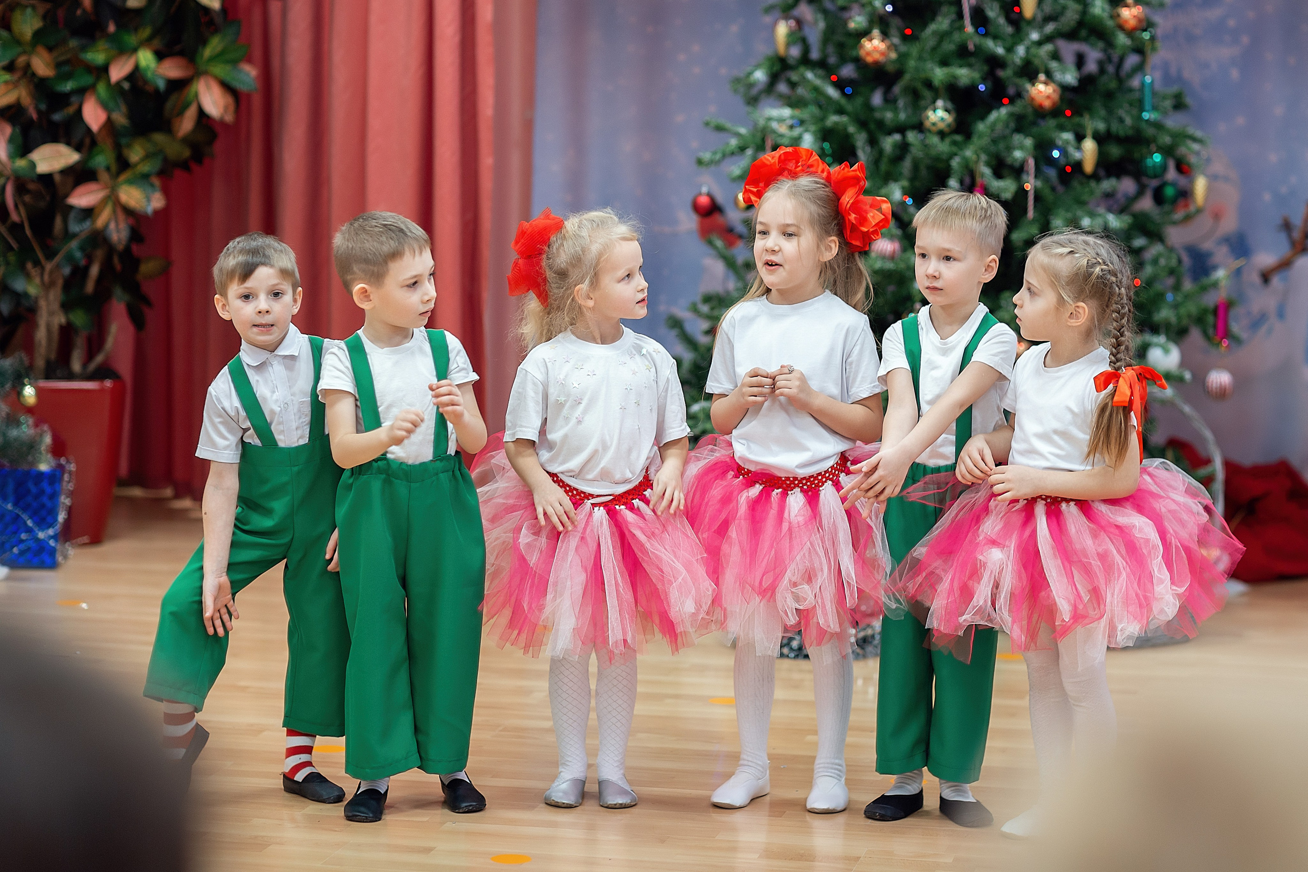 Утренник_"Карамельная фабрика» 2024. Семейный фотограф в Санкт-Петербурге