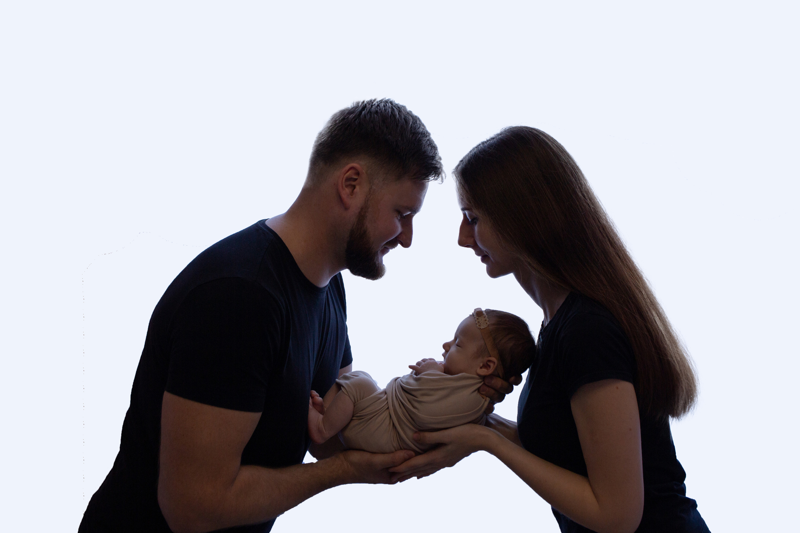 Кадры малыша с родителями. Фотограф новорождённых Анапа Елена Кушнарь