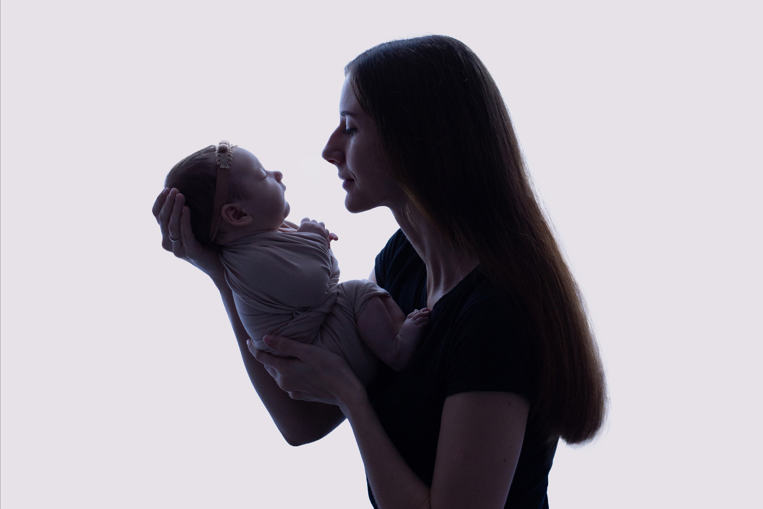 Кадры малыша с родителями. Фотограф новорождённых Анапа Елена Кушнарь