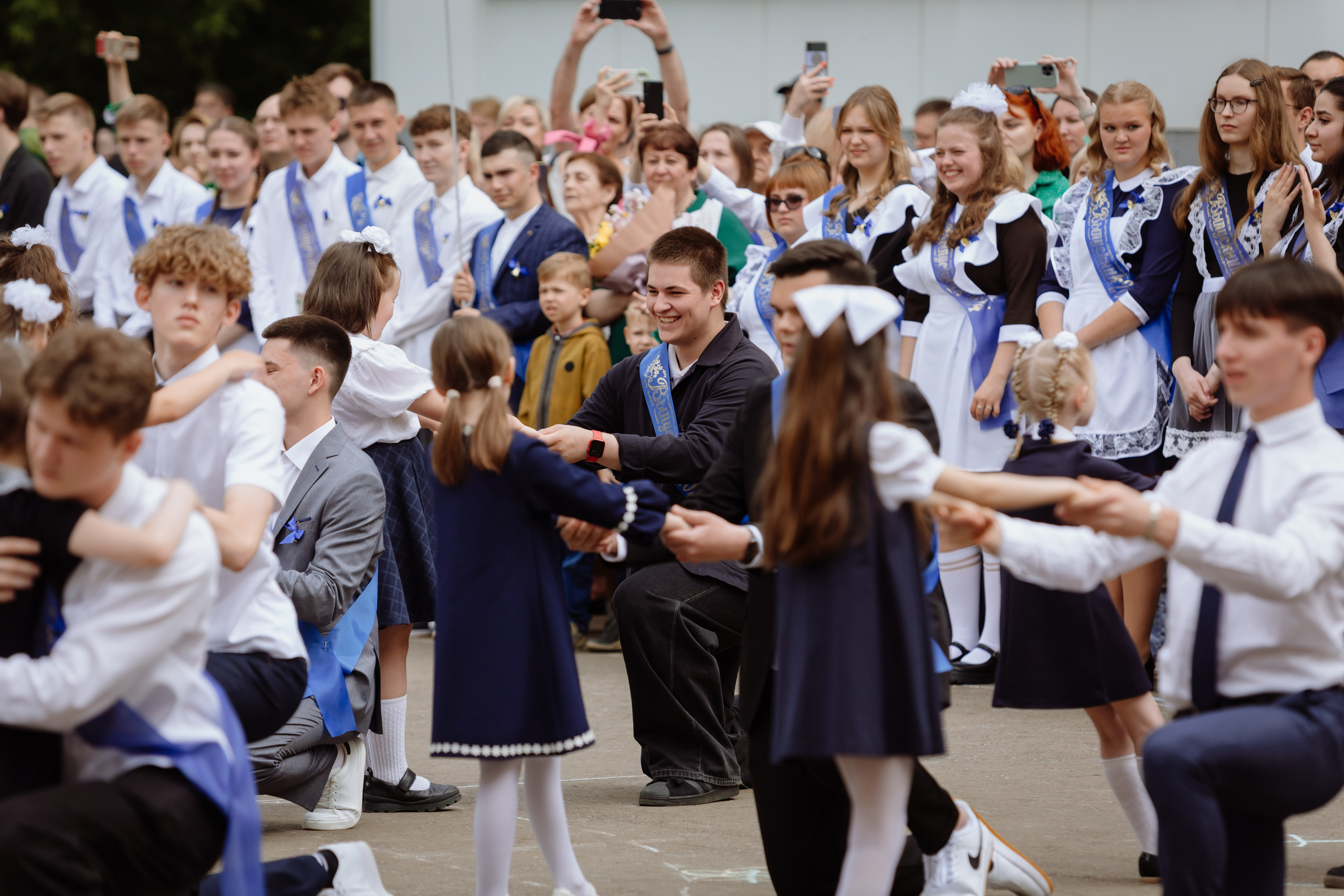 Последний звонок 2024 (3 часа фотосъемки). Профессиональный фотограф Надежда Антонова