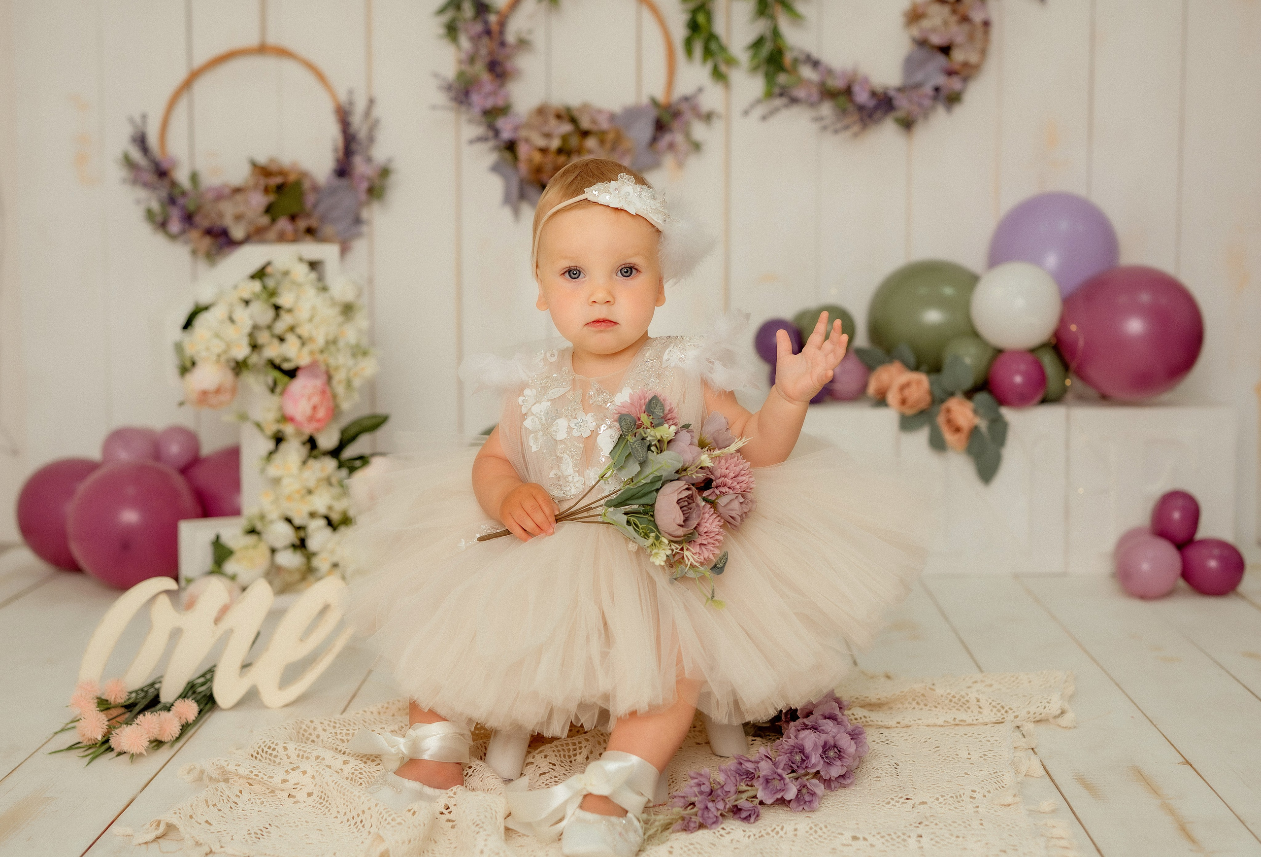 Классика для девочек. Детский и семейный фотограф в г. Ачинск Надежда Мелиоранская