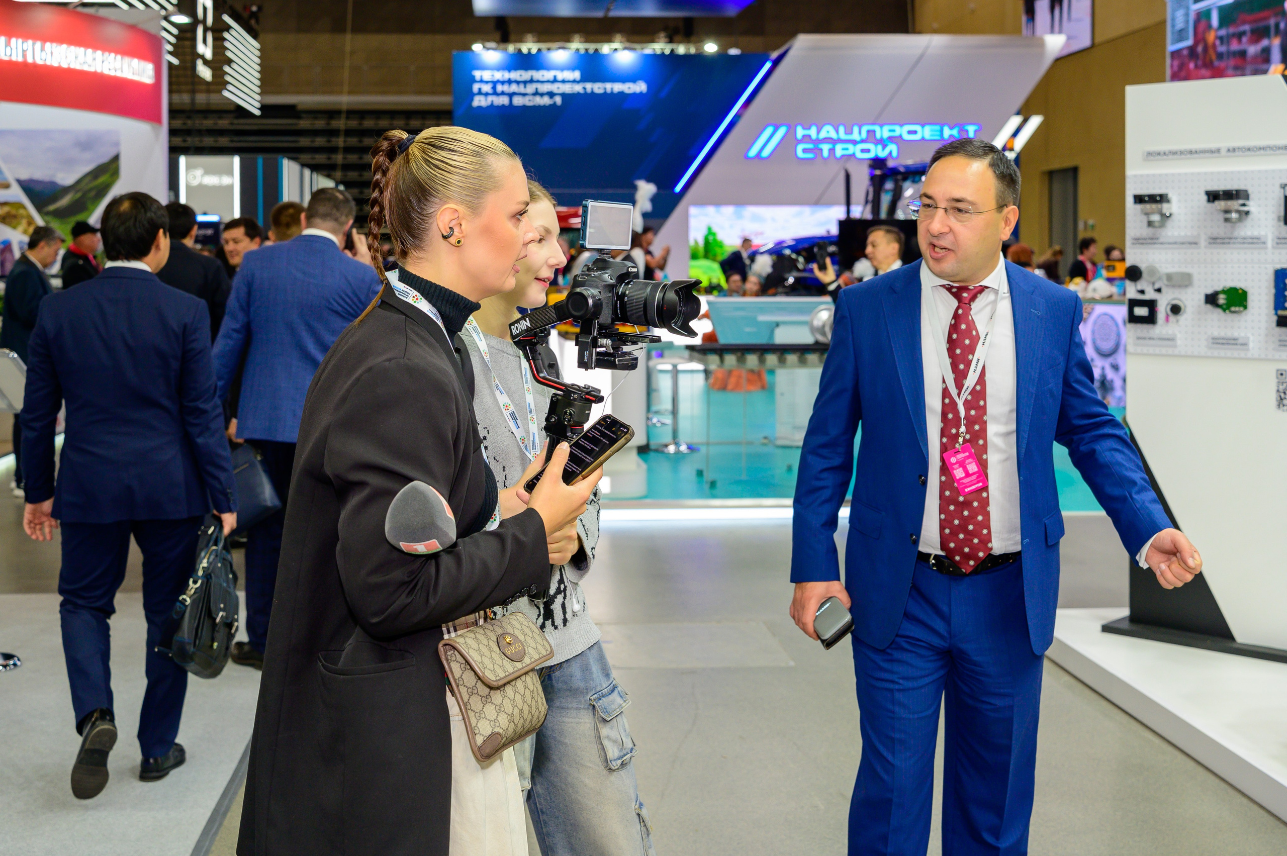 BigindustrialweekBelarus. Фотоуслуги, услуги фотографа, фотографирование важных событий