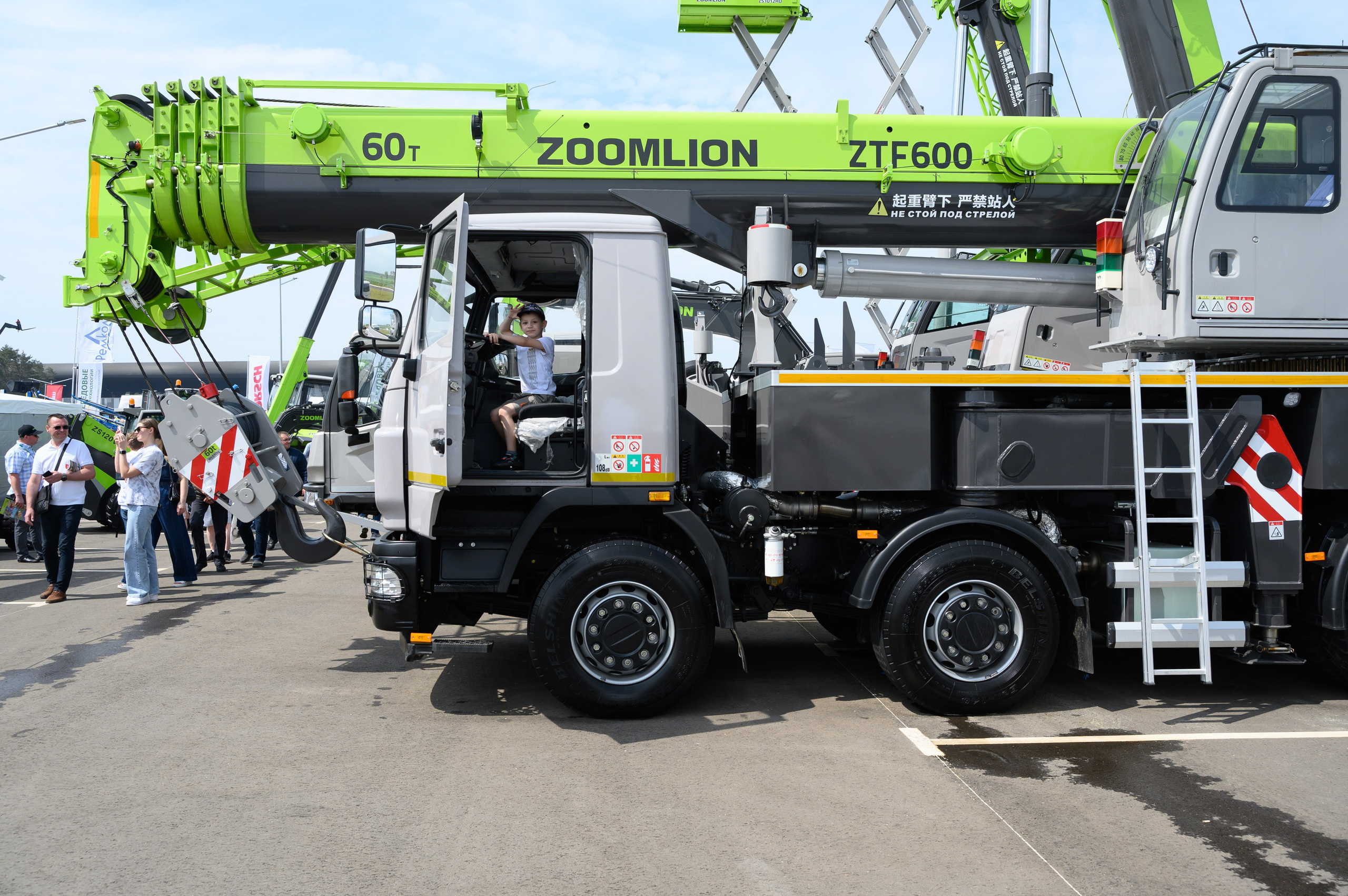 Агровыставка. Фотоуслуги, услуги фотографа, фотографирование важных событий