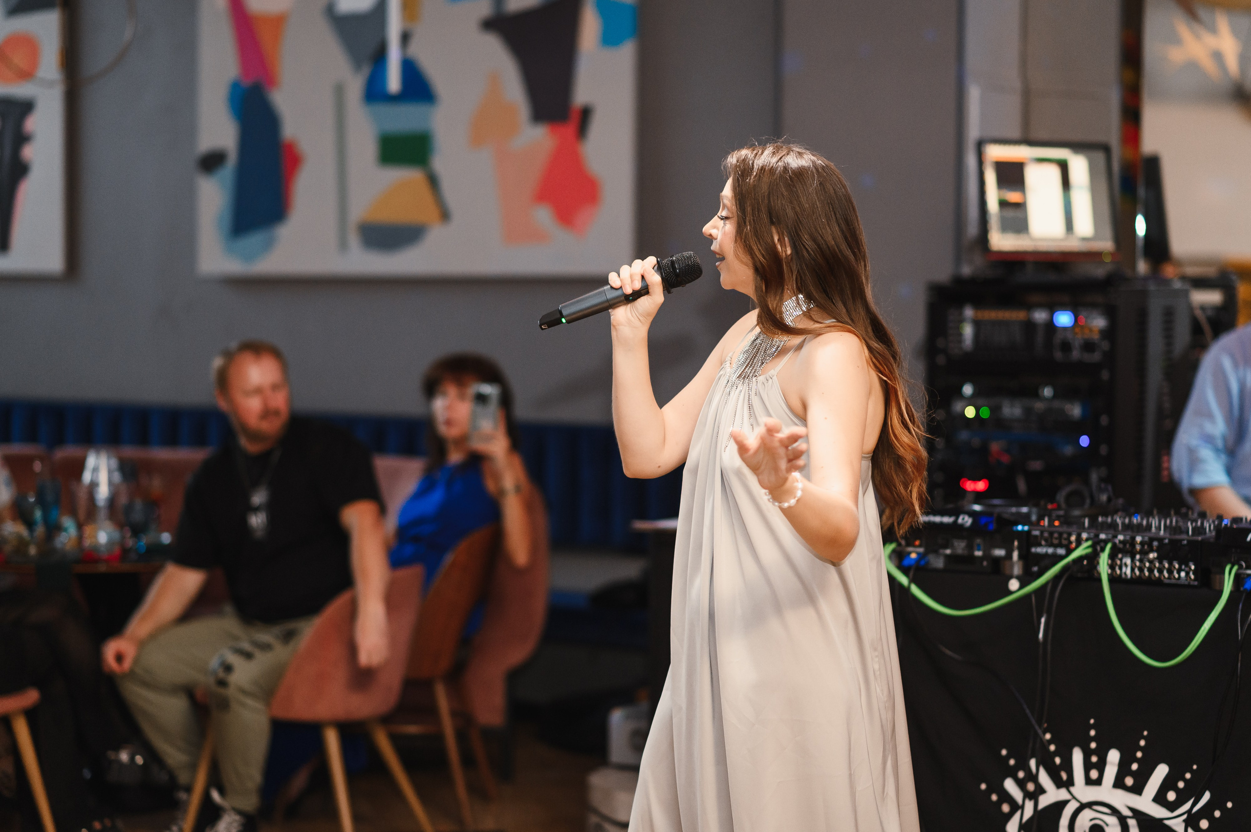 День рождения в формате выступления. Wedding and family photographer USA