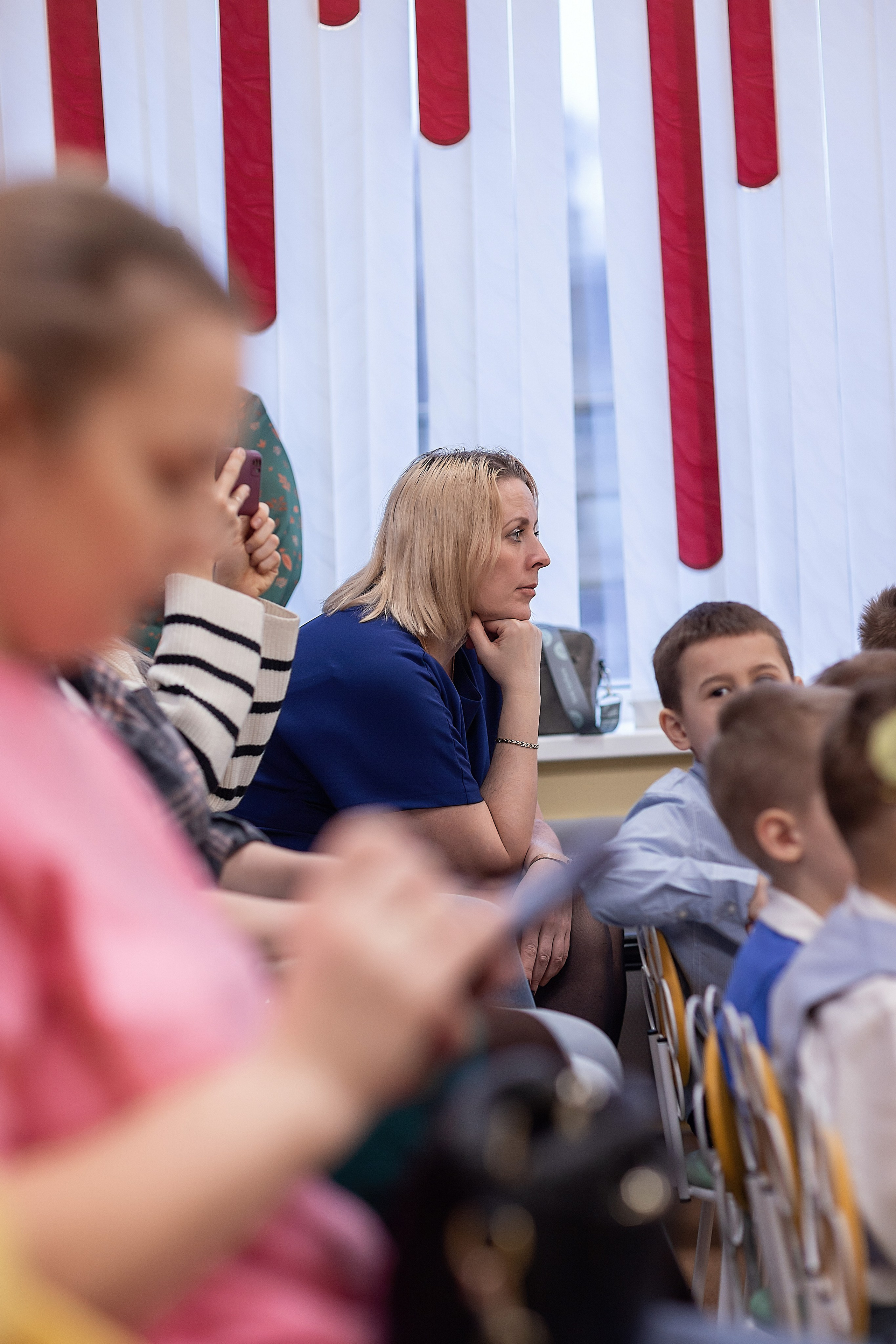 Весенний утренник_старшая группа_2025. Семейный фотограф в Санкт-Петербурге