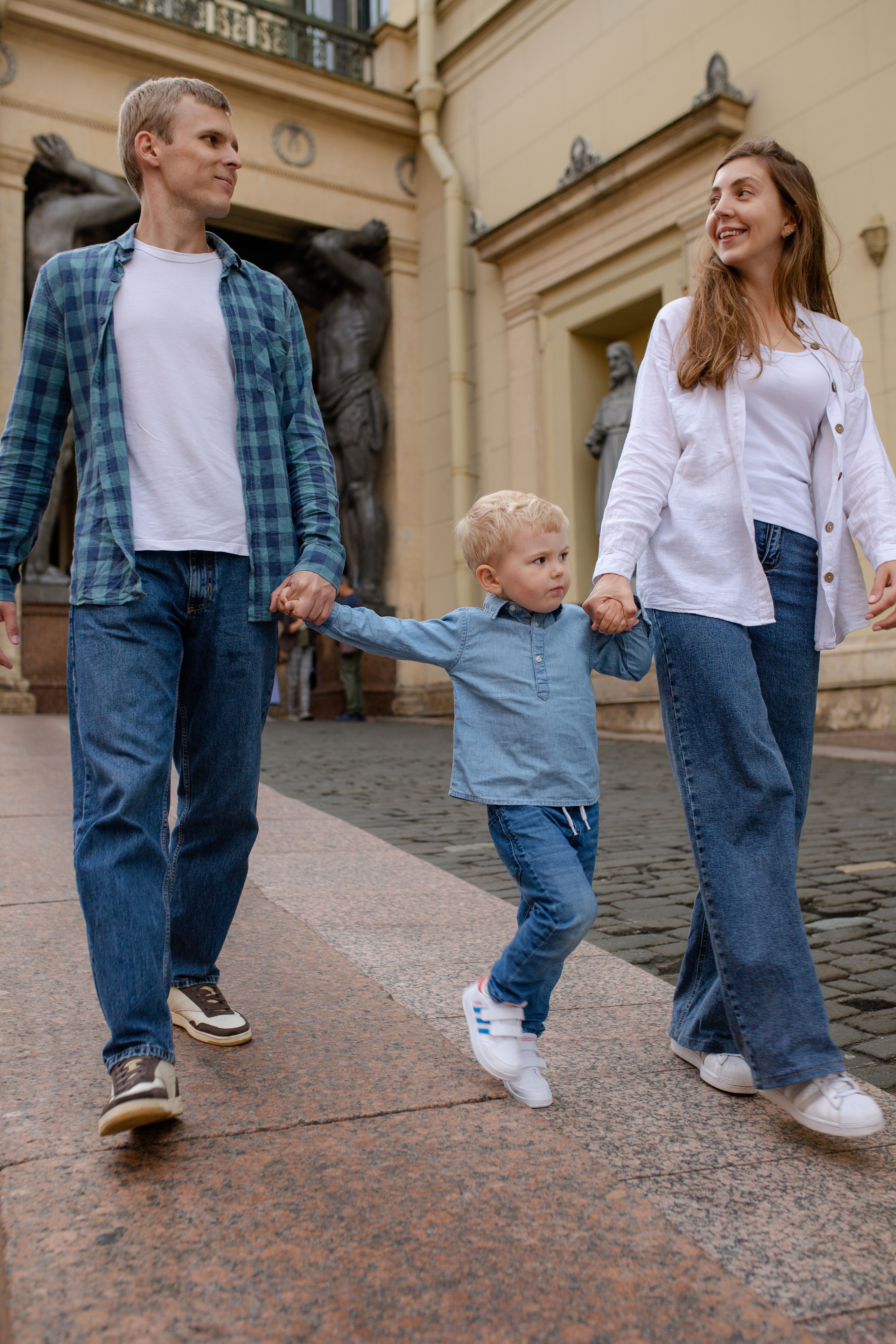 Дворцовая. Семейный фотограф в Санкт-Петербурге Назарова Ксения
