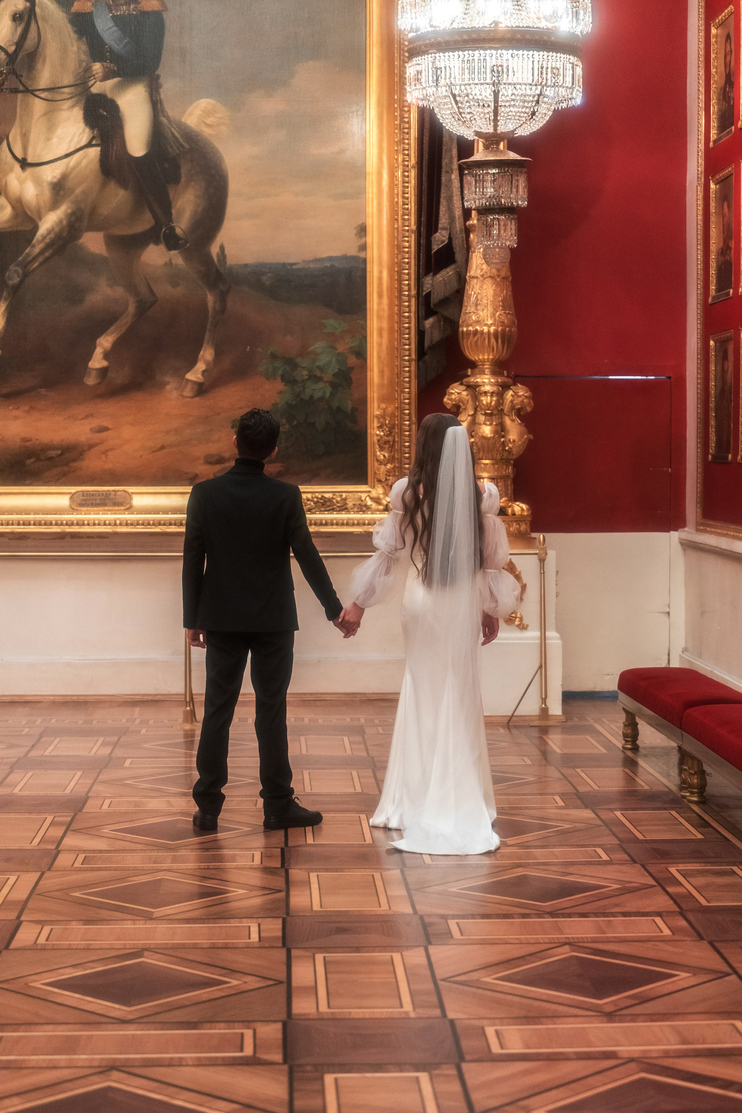 Фотосессия в Эрмитаже упрекрасно передаст Ваш стиль свадьбы!