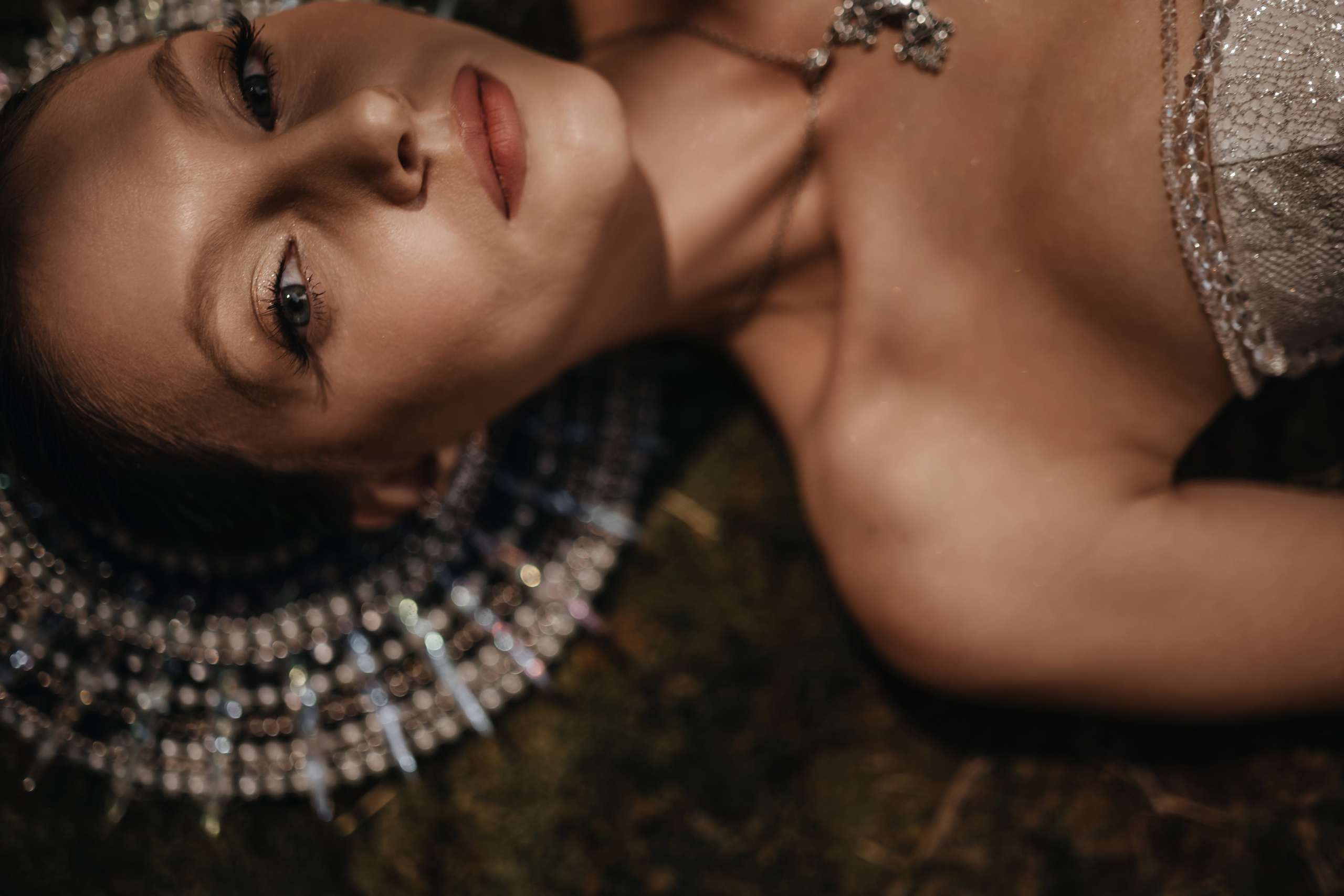 Свадебная фотосессия, свадьба, лавстори, утро невесты, совместные сборы, идеи для фотосессии, жених и невеста, позирование, позы для фотосессии, свадебные сборы, сьемка в студии, свадебная съемка, тренды свадьба, свадебные тренды, свадебный декор, позинг,свадебный макияж, детали, детали на свадьбу, приглашения на свадьбу, свадебная причёска, невеста, фото невесты