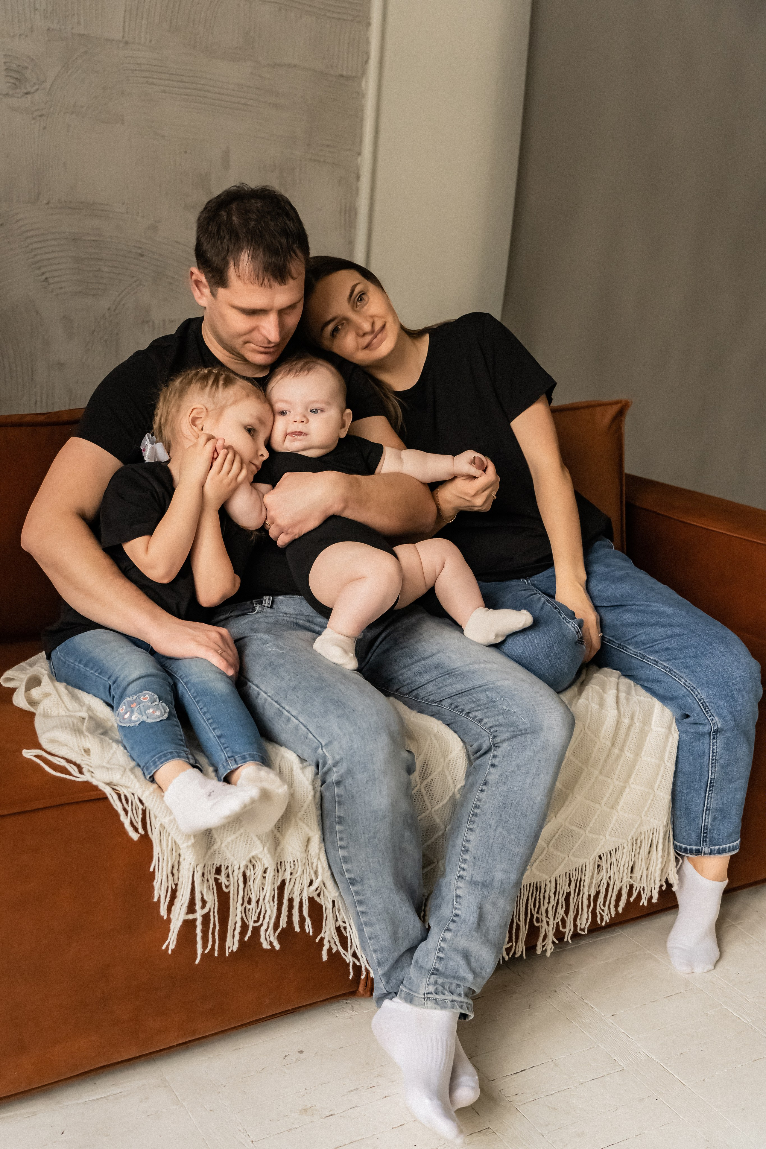 Семья Вероники и Вальдаса. Ваш семейный фотограф в Минске — Вика Трегубова