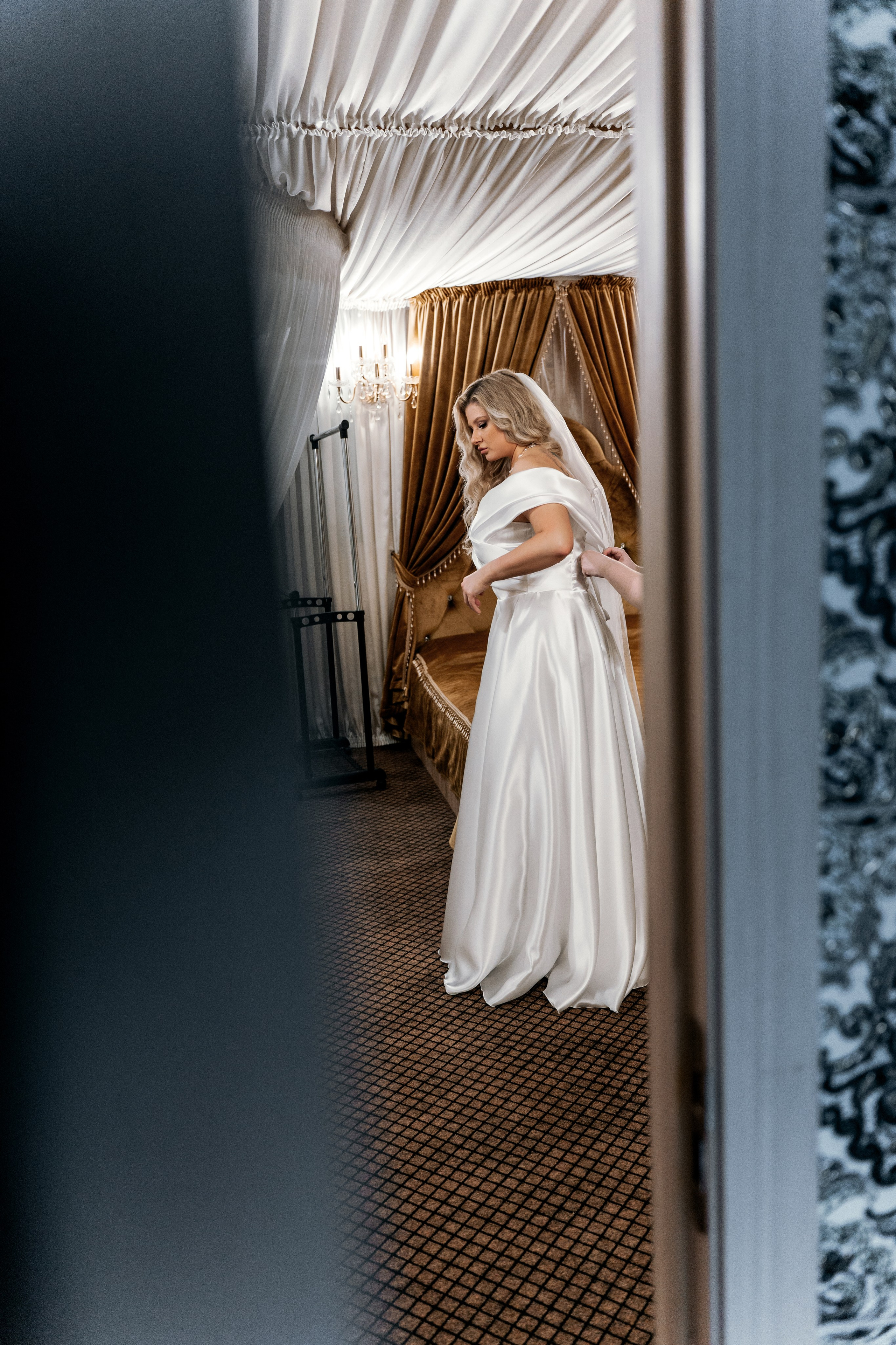 Утро невесты и торжественная церемония: праздничная фотосессия. Ваш семейный фотограф в Минске — Вика Трегубова