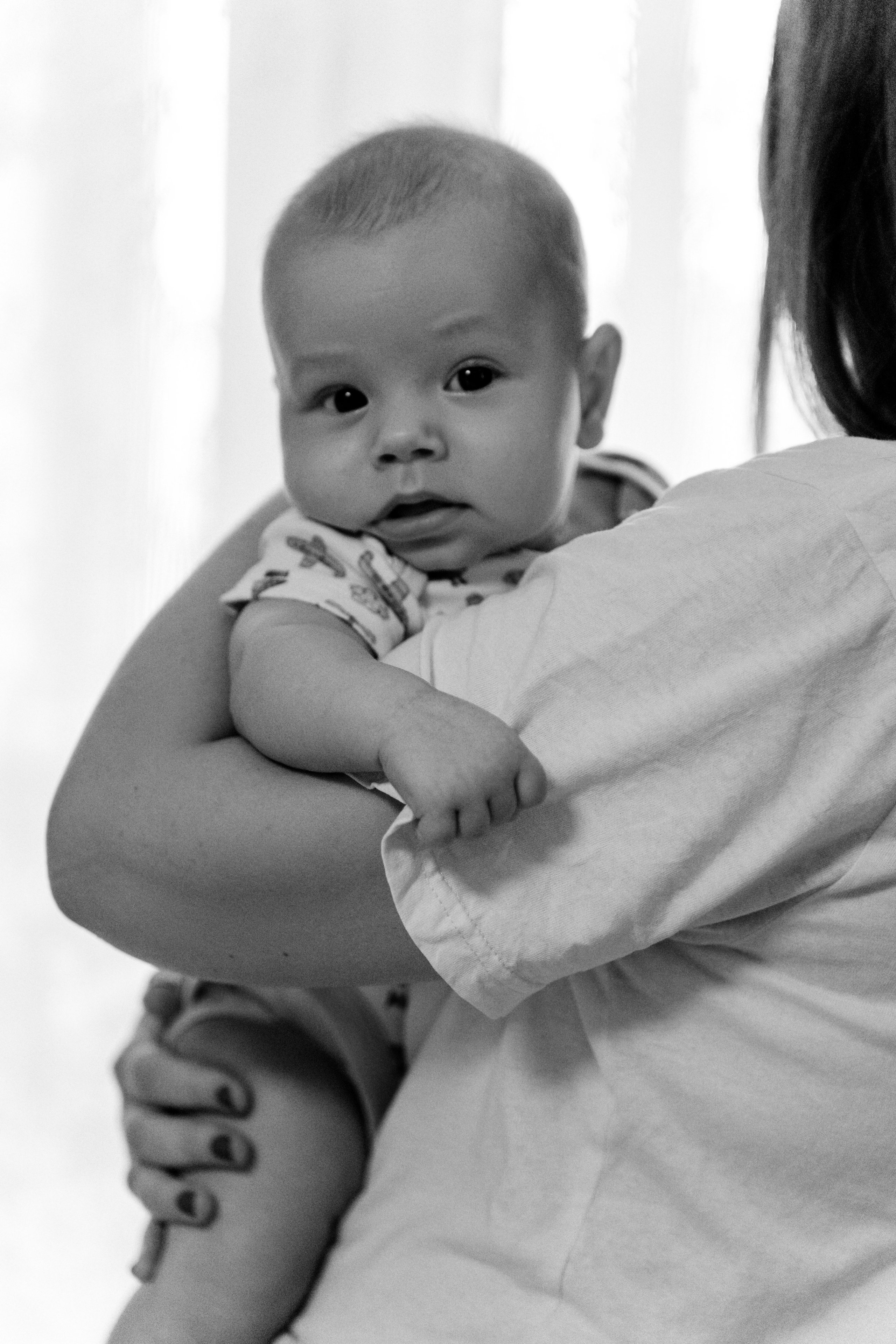 Оля и Ромка (домашняя фотосессия). Ваш семейный фотограф в Минске — Вика Трегубова