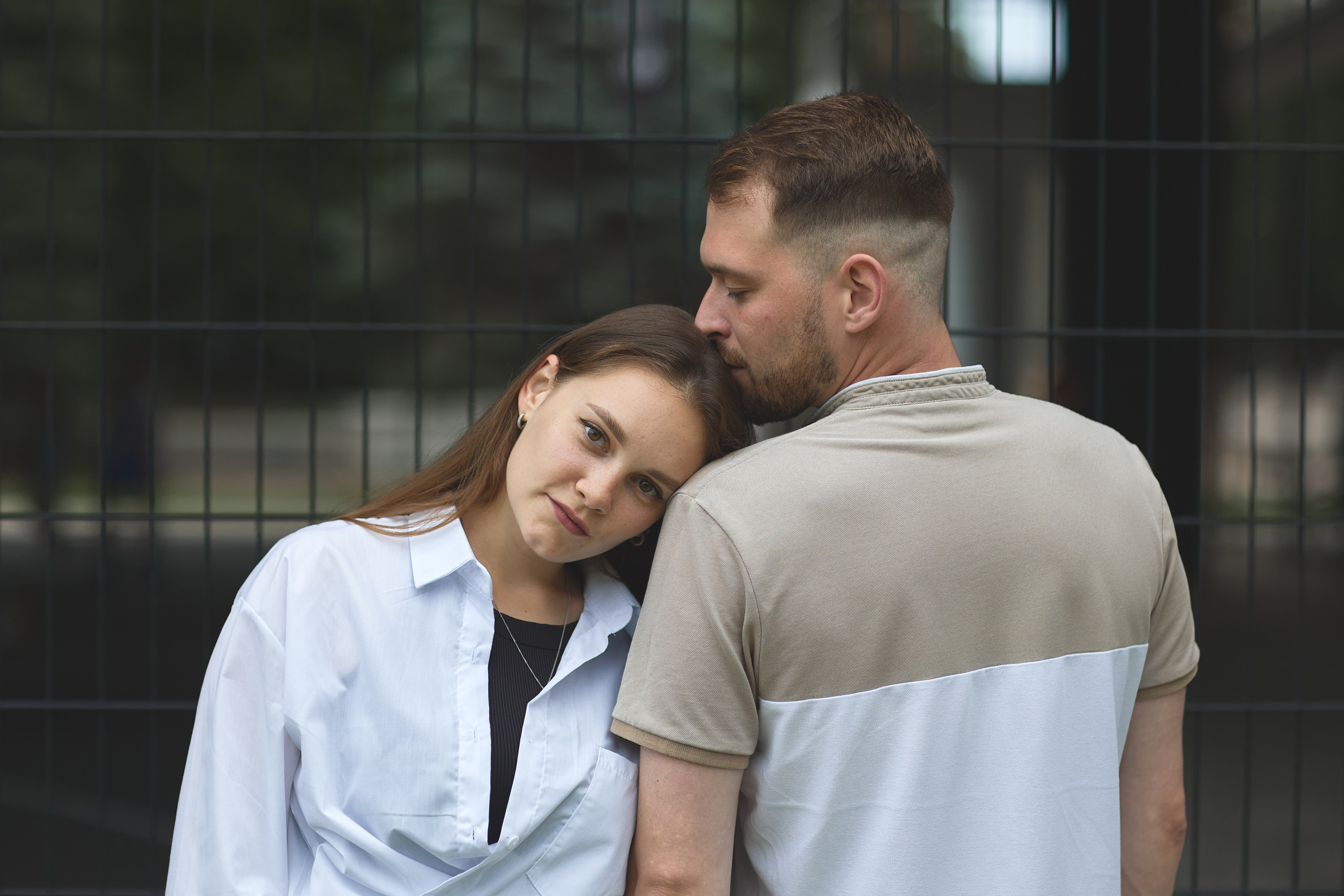 Love Story фотосессия пары в парке Калининграда