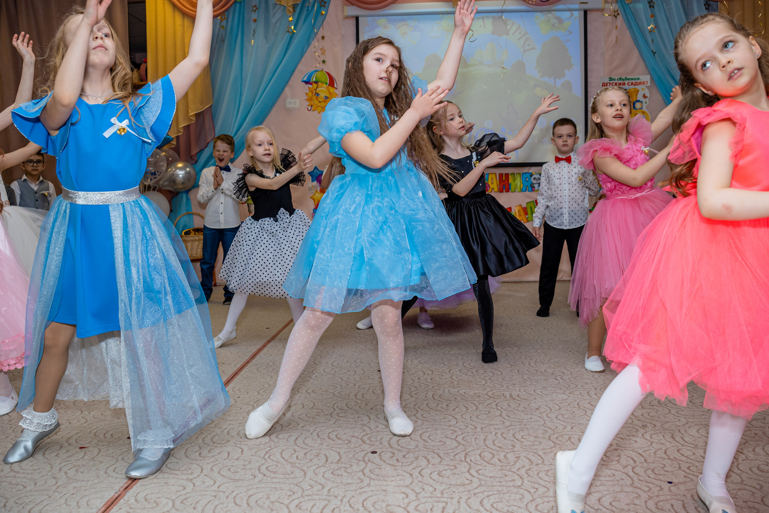 Выпускной в ДС. Ирина Носова - семейный и детский фотограф