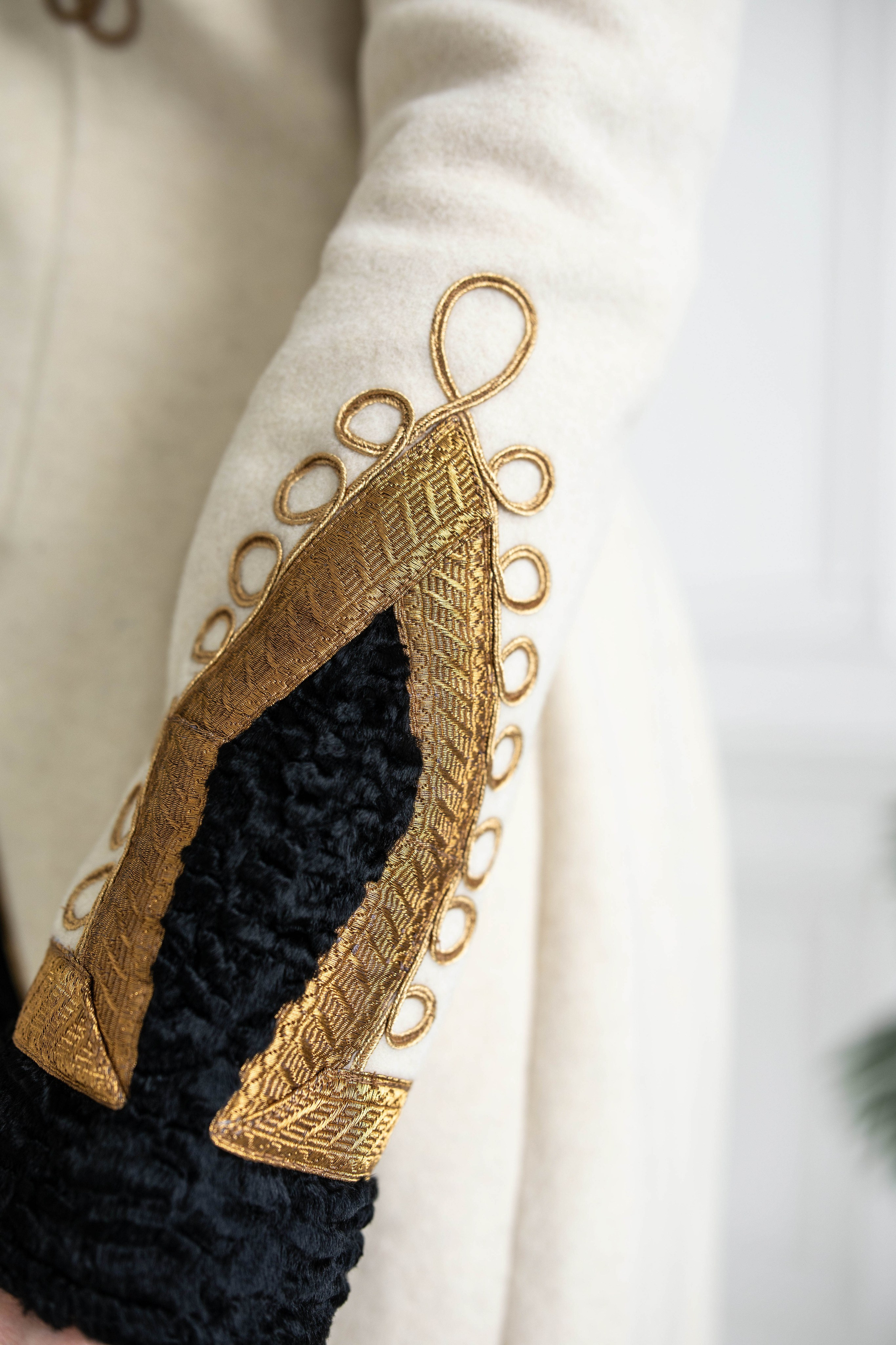 Реклама брендовой одежды. Профессиональный фотограф