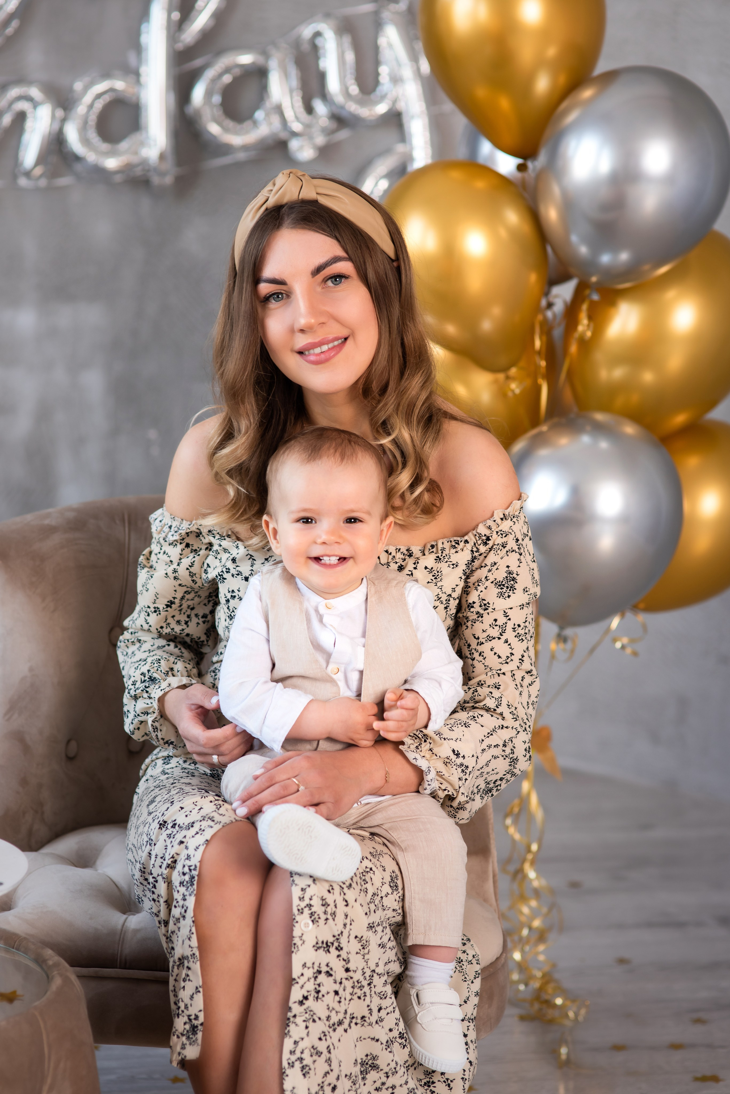 Семейная фотосессия в студии. Семейный и детский фотограф Подольск Наталья Шаляпина